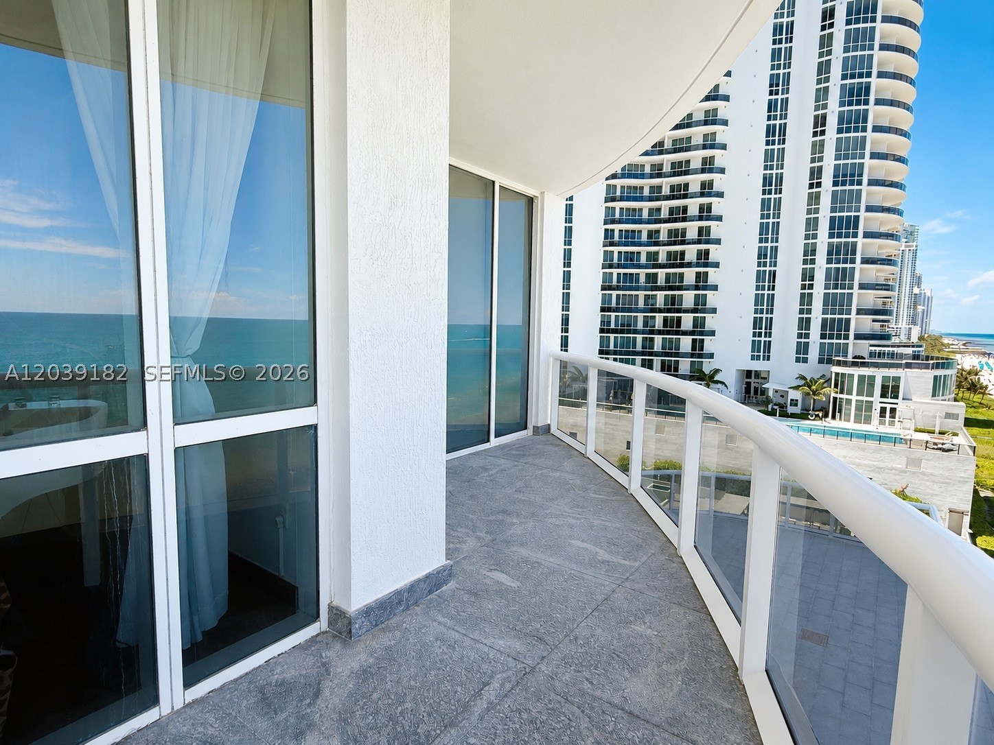 15811 Collins Ave #701 Sunny Isles Beach, FL 33160