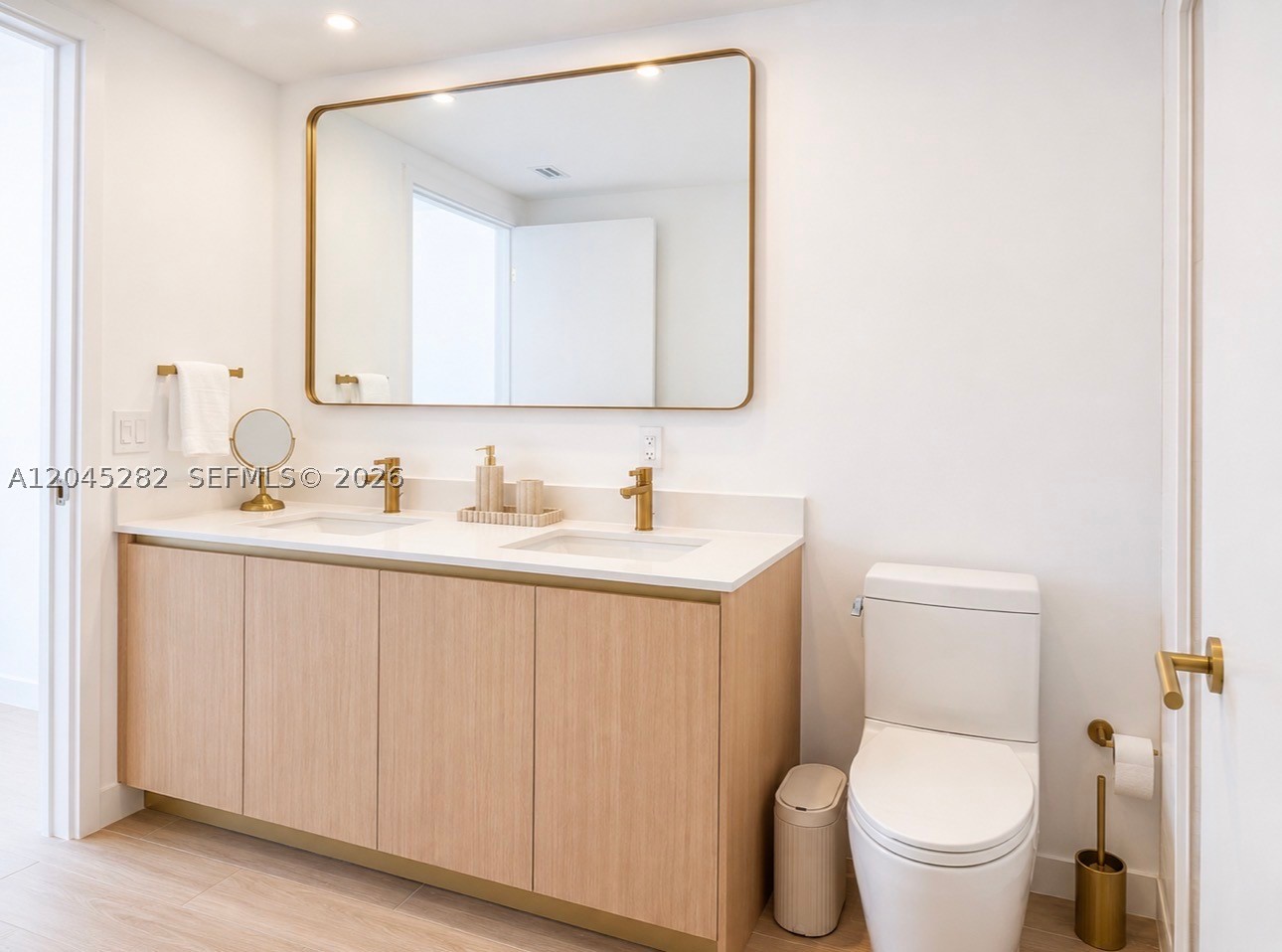 image The Standard Residences Midtown Miami4