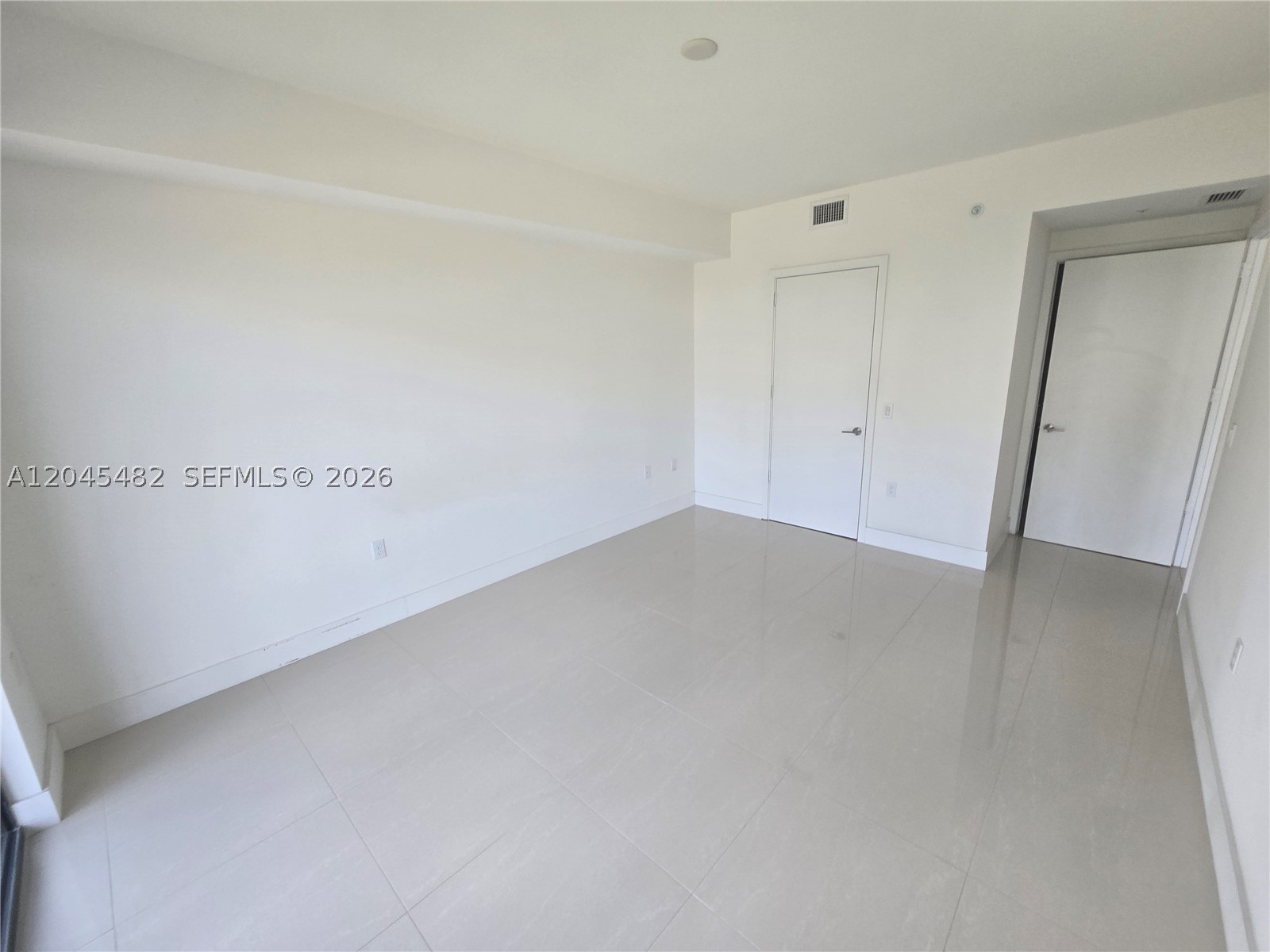 image Cassa Brickell13
