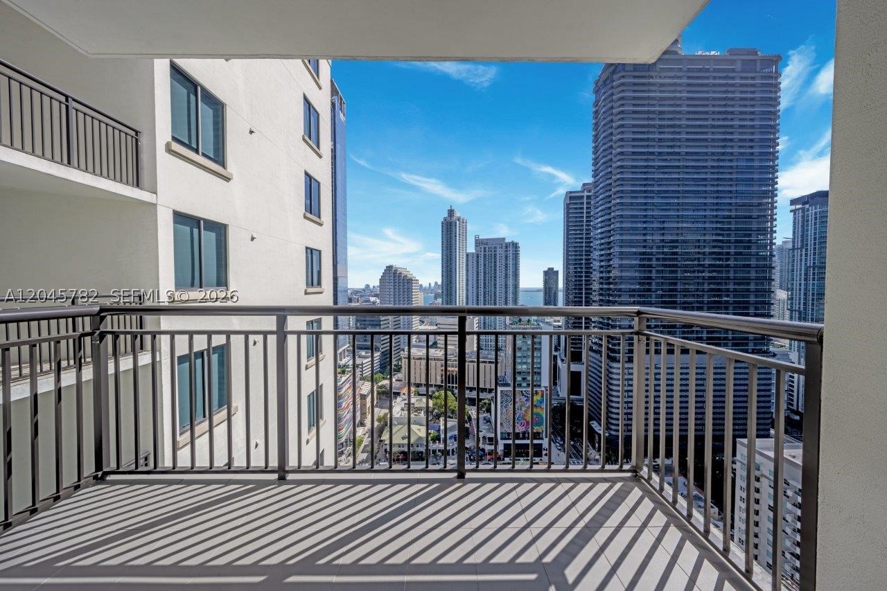 image Nine at Mary Brickell Village11