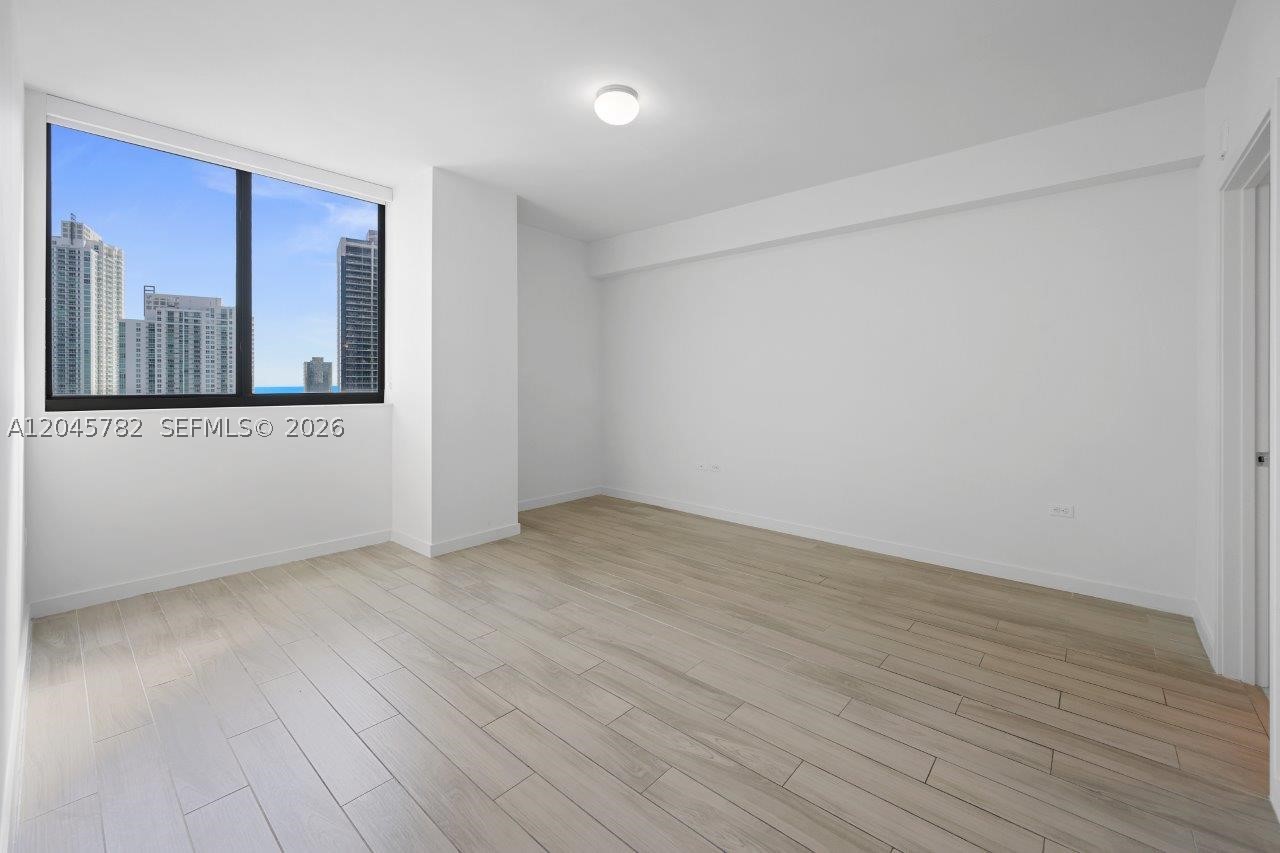 image Nine at Mary Brickell Village8