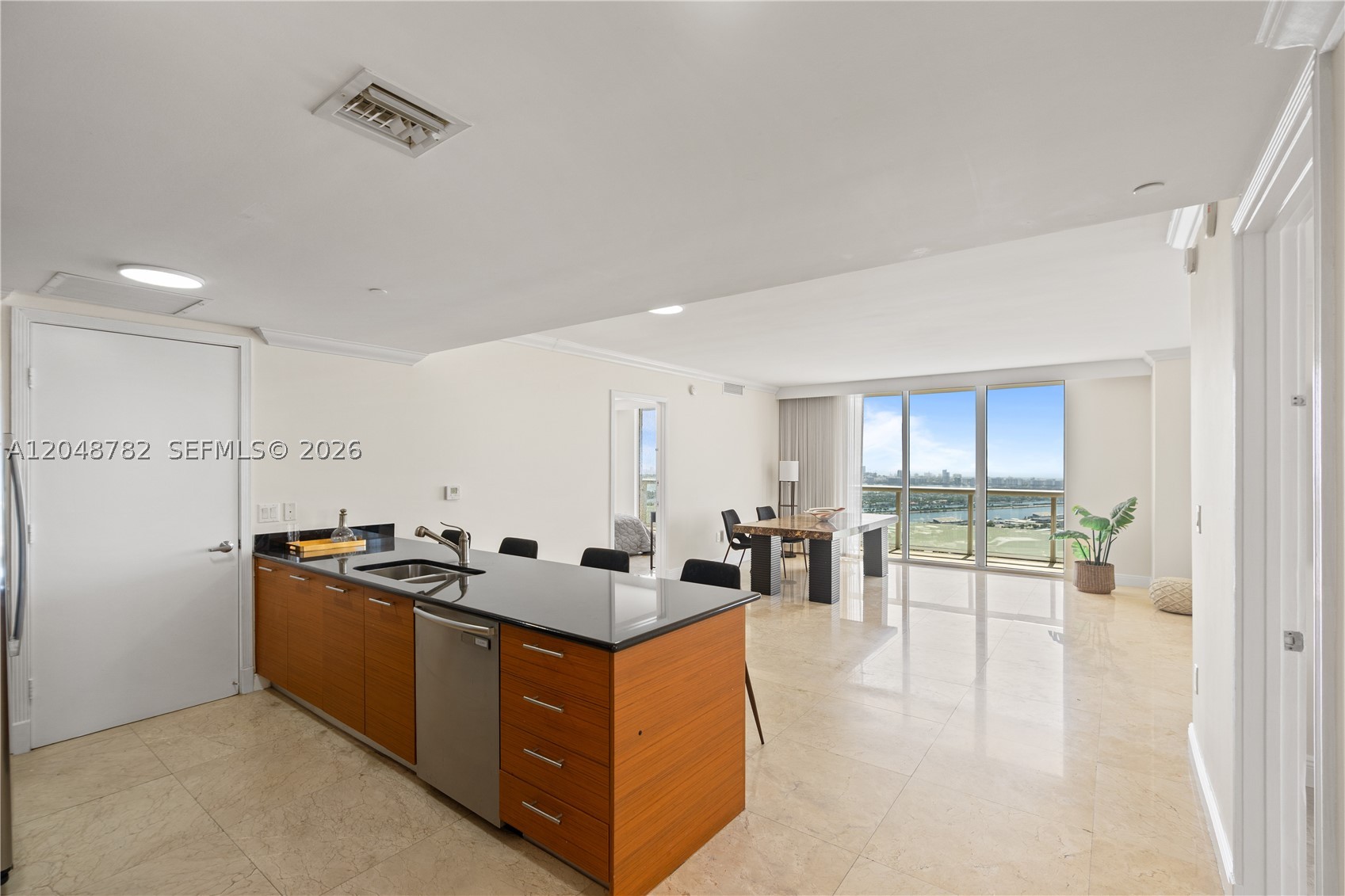 image 50 Biscayne44