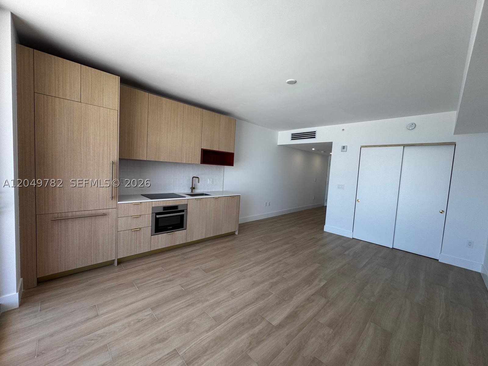 image The Standard Residences Midtown Miami2