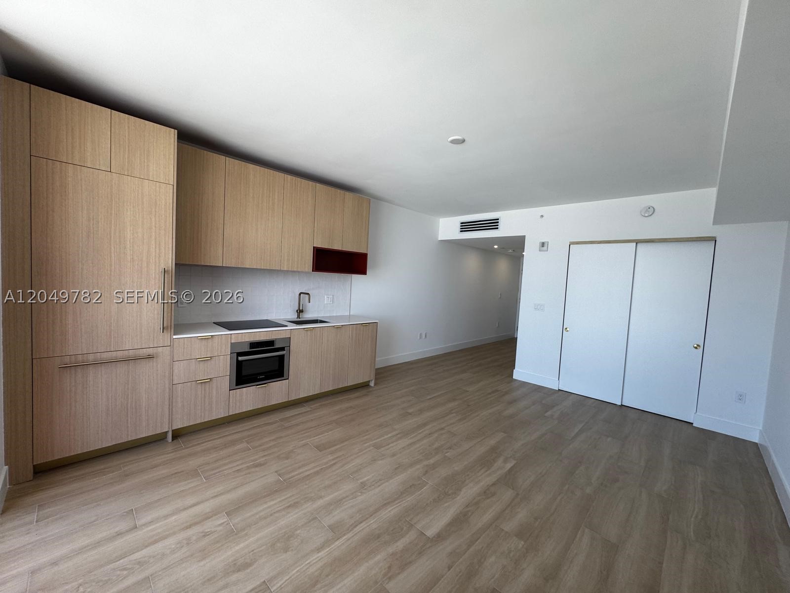 image The Standard Residences Midtown Miami6