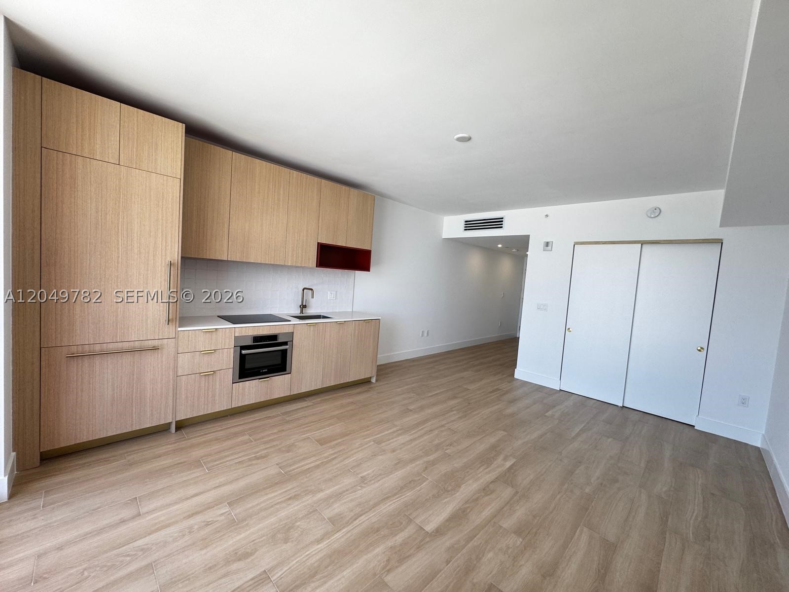 image The Standard Residences Midtown Miami7