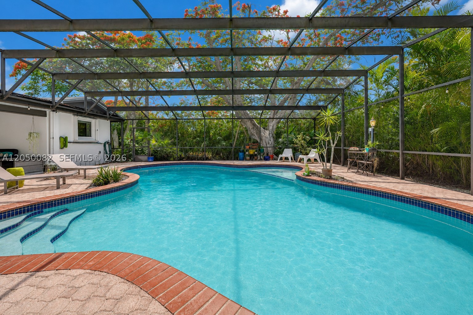 6952 SW 149th Ter Palmetto Bay, FL 33158