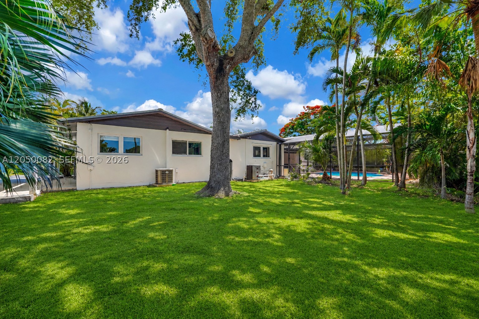6952 SW 149th Ter Palmetto Bay, FL 33158