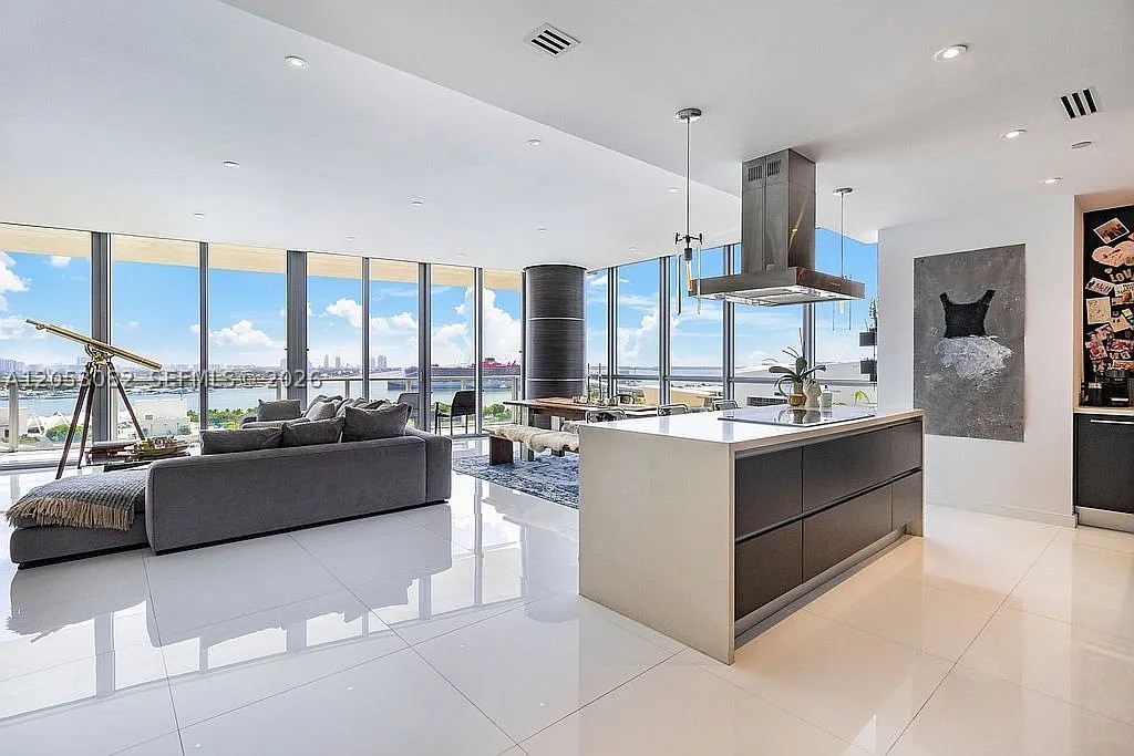 image Marquis Residences6