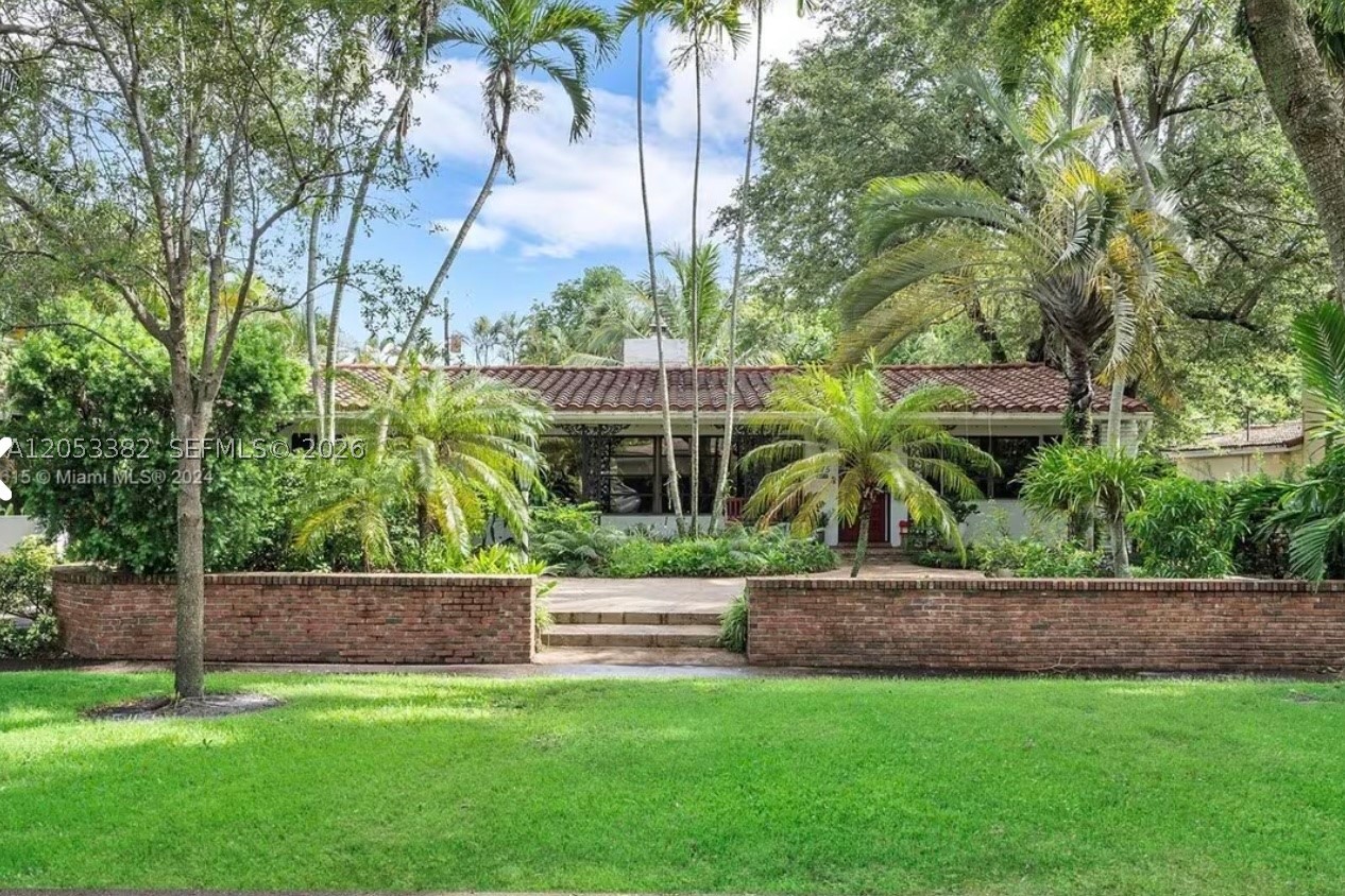 275 NE 94th St Miami Shores, FL 33138