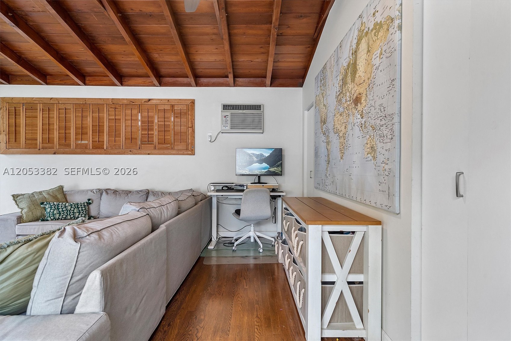 275 NE 94th St Miami Shores, FL 33138