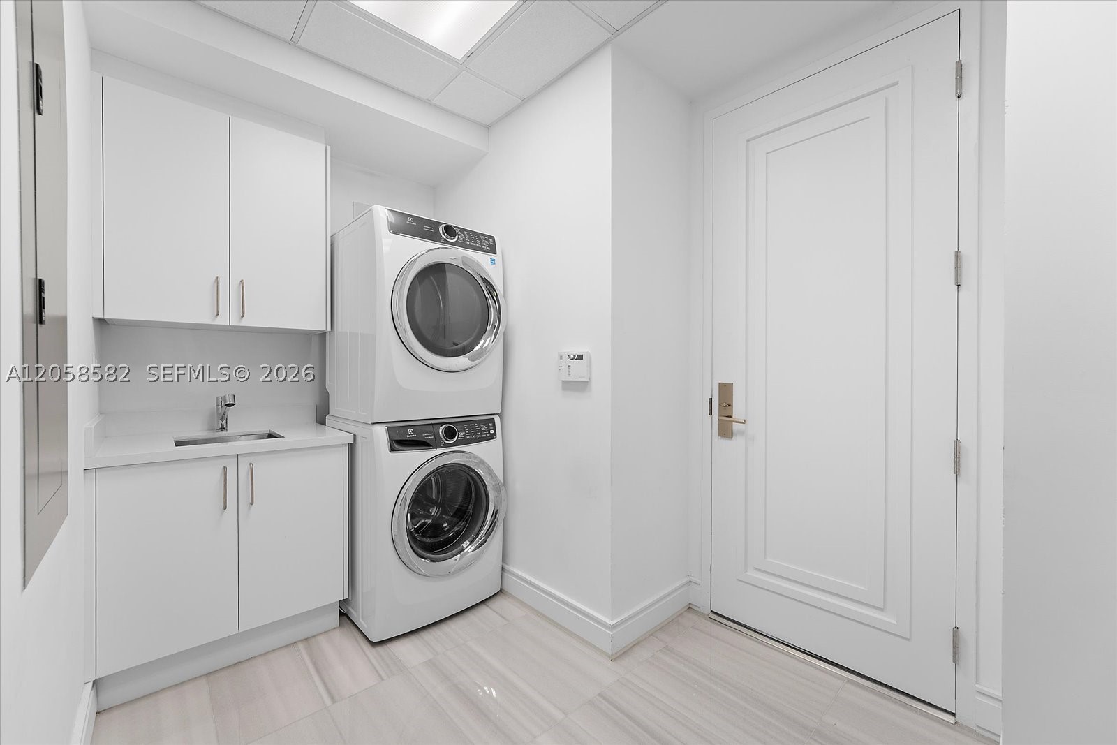 17901 Collins Ave #3004 Sunny Isles Beach, FL 33160