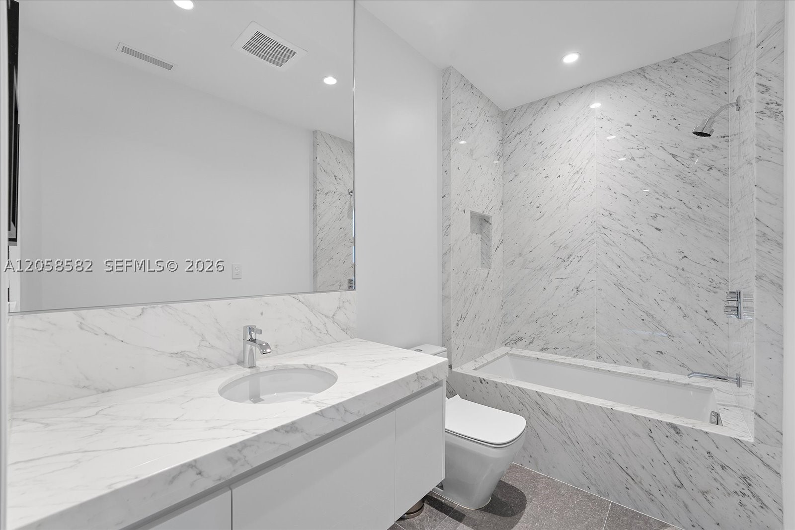 17901 Collins Ave #3004 Sunny Isles Beach, FL 33160
