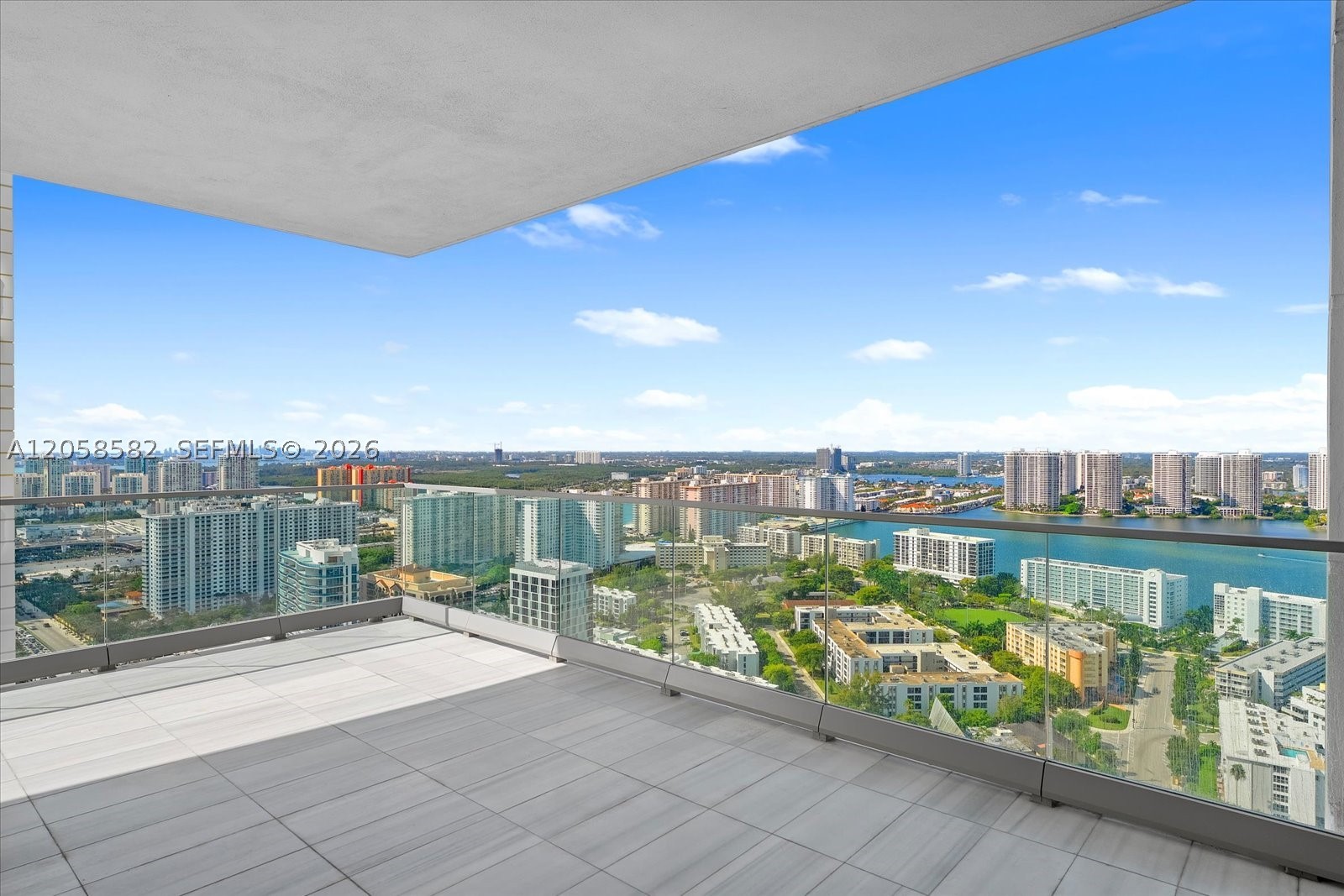 17901 Collins Ave #3004 Sunny Isles Beach, FL 33160