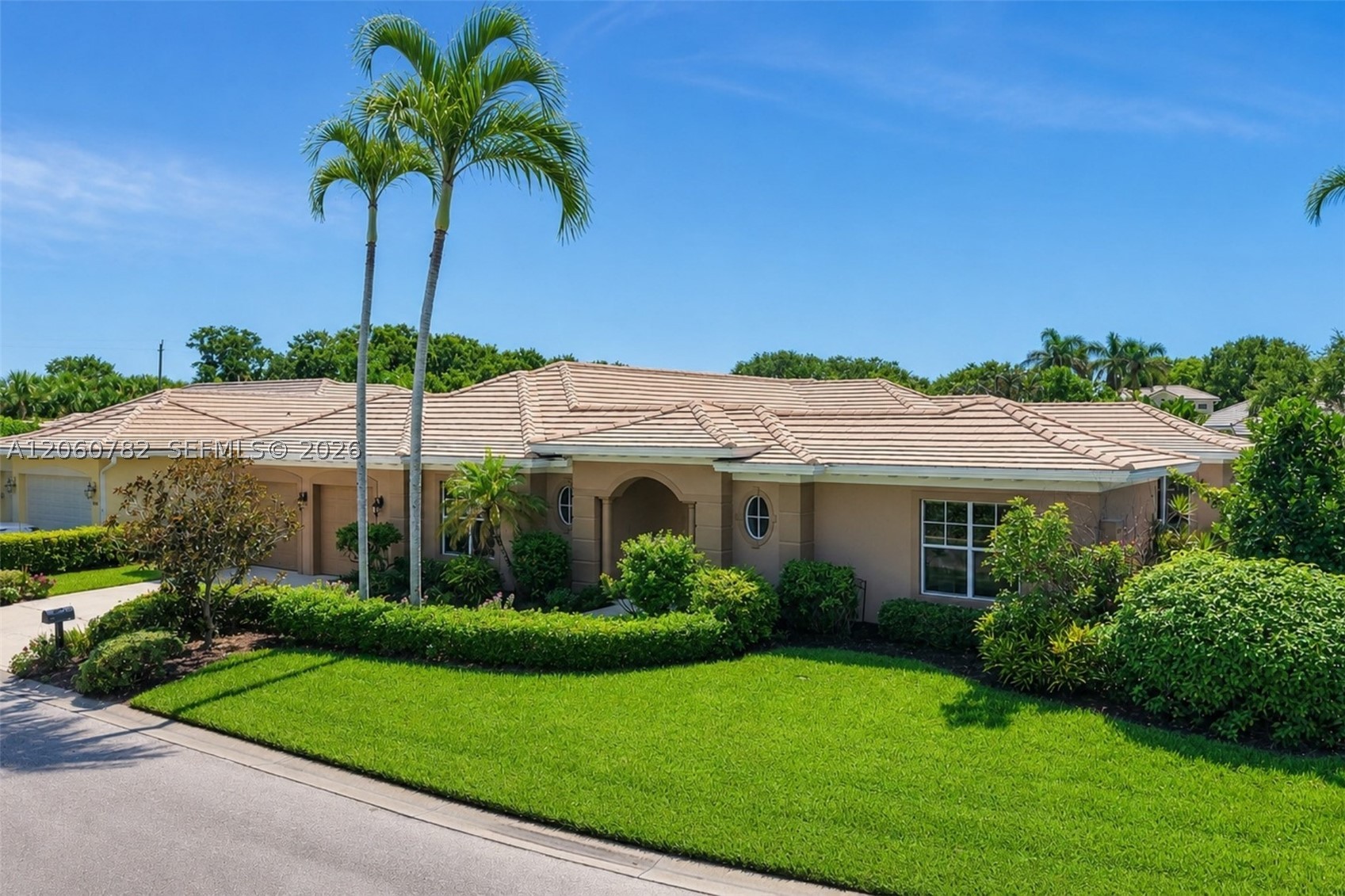 9030 Castle Harbour Cir Vero Beach, FL 32963