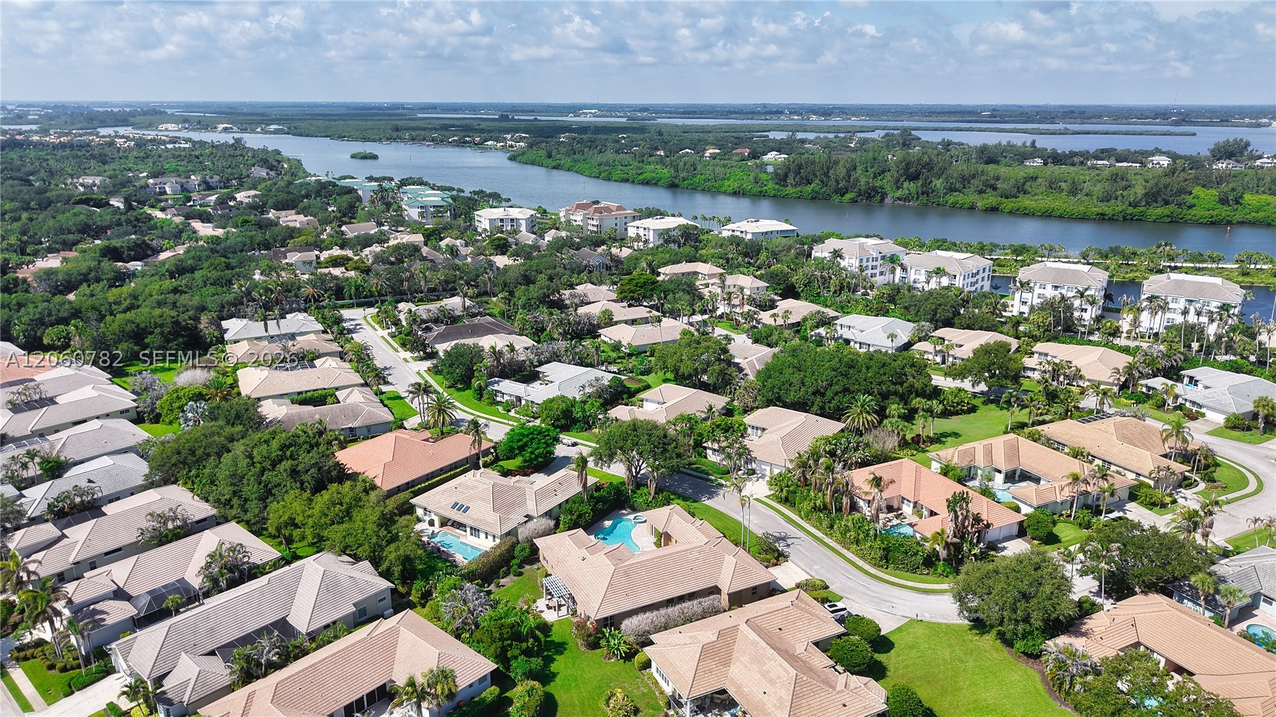 9030 Castle Harbour Cir Vero Beach, FL 32963