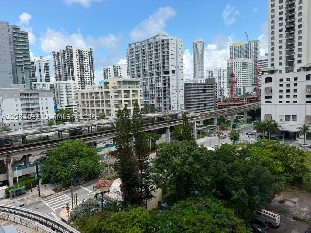 image Axis on Brickell North16