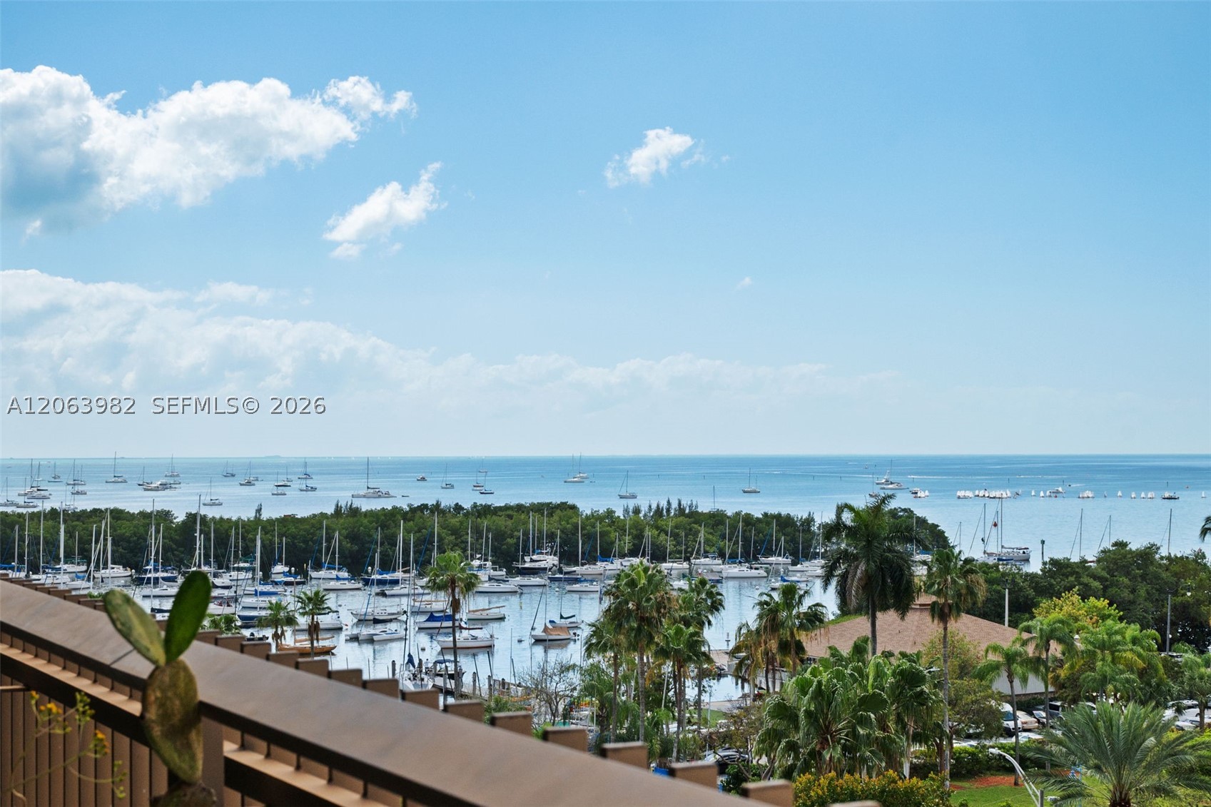 2901 S Bayshore Dr #8E