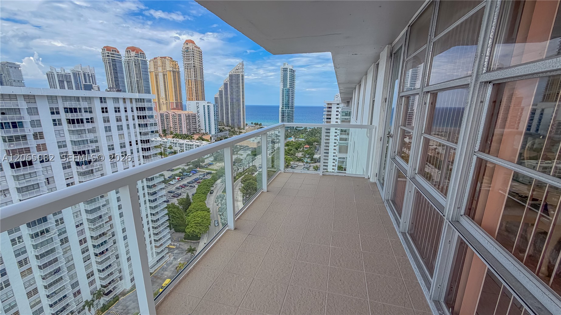 image Winston Towers 3009