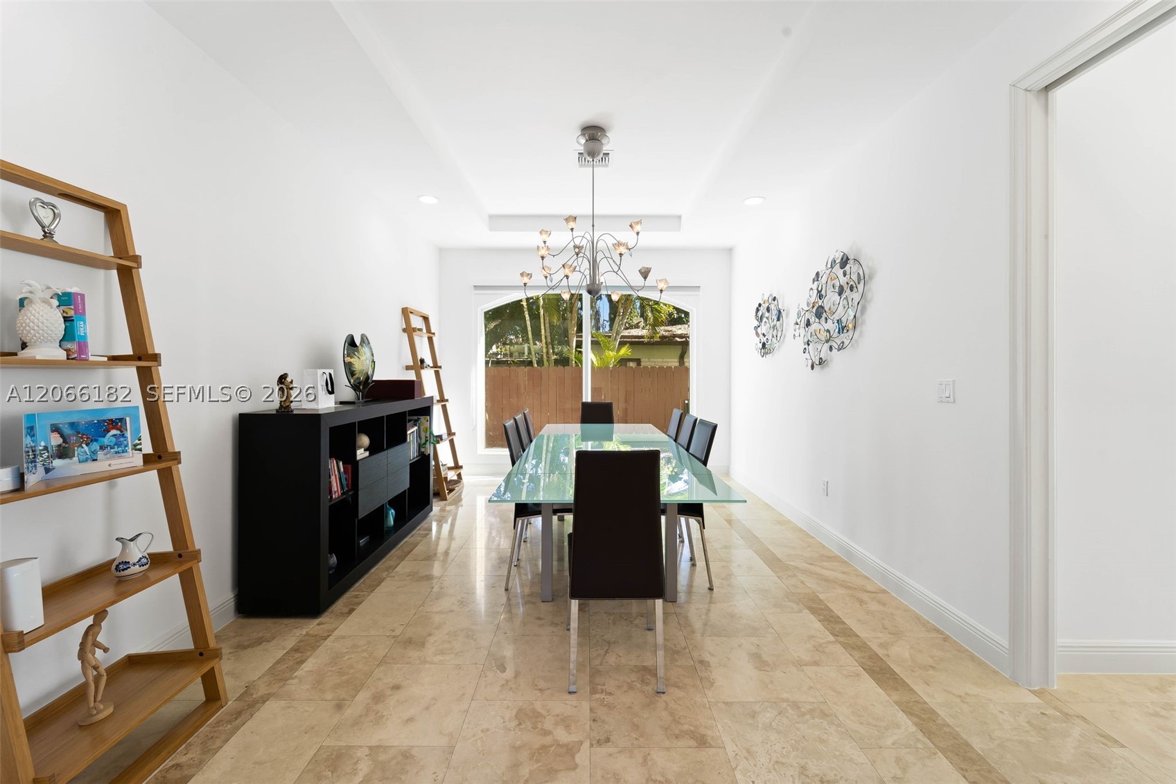 1490 Cleveland Rd Miami Beach, FL 33141
