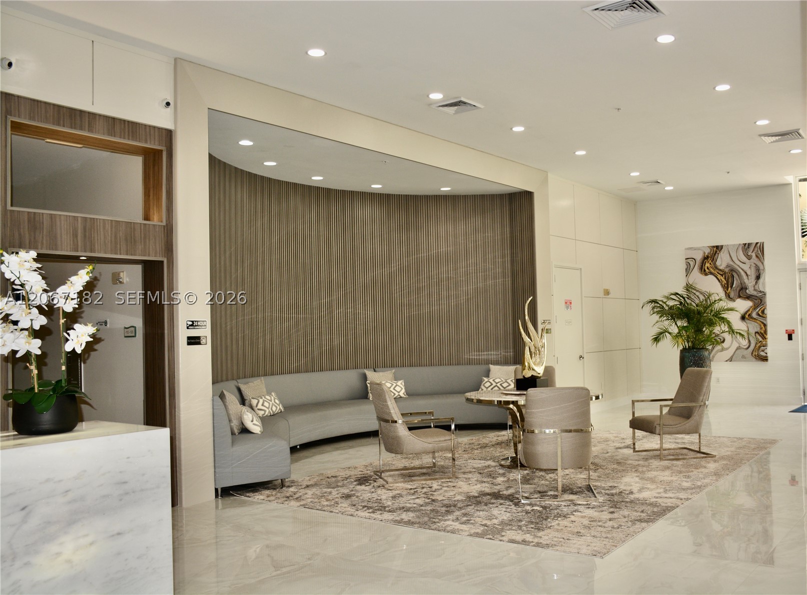 image The Venture at Aventura16