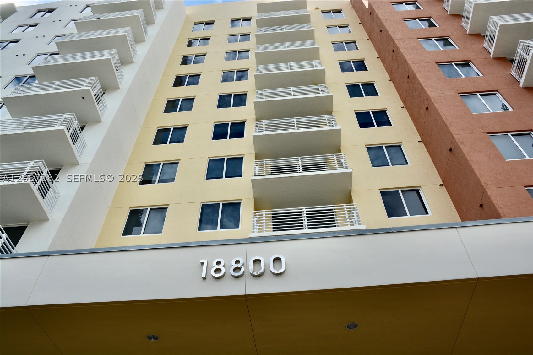 image The Venture at Aventura5