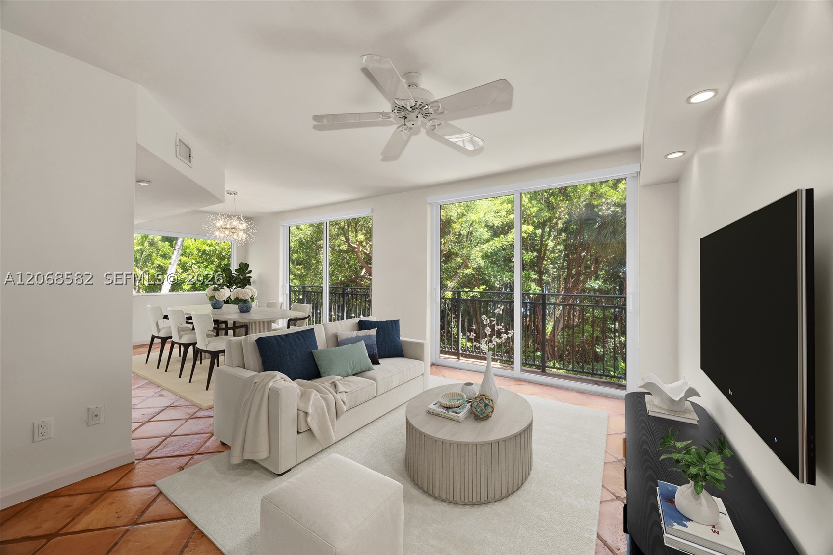 5996 Paradise Pt Dr Palmetto Bay, FL 33157