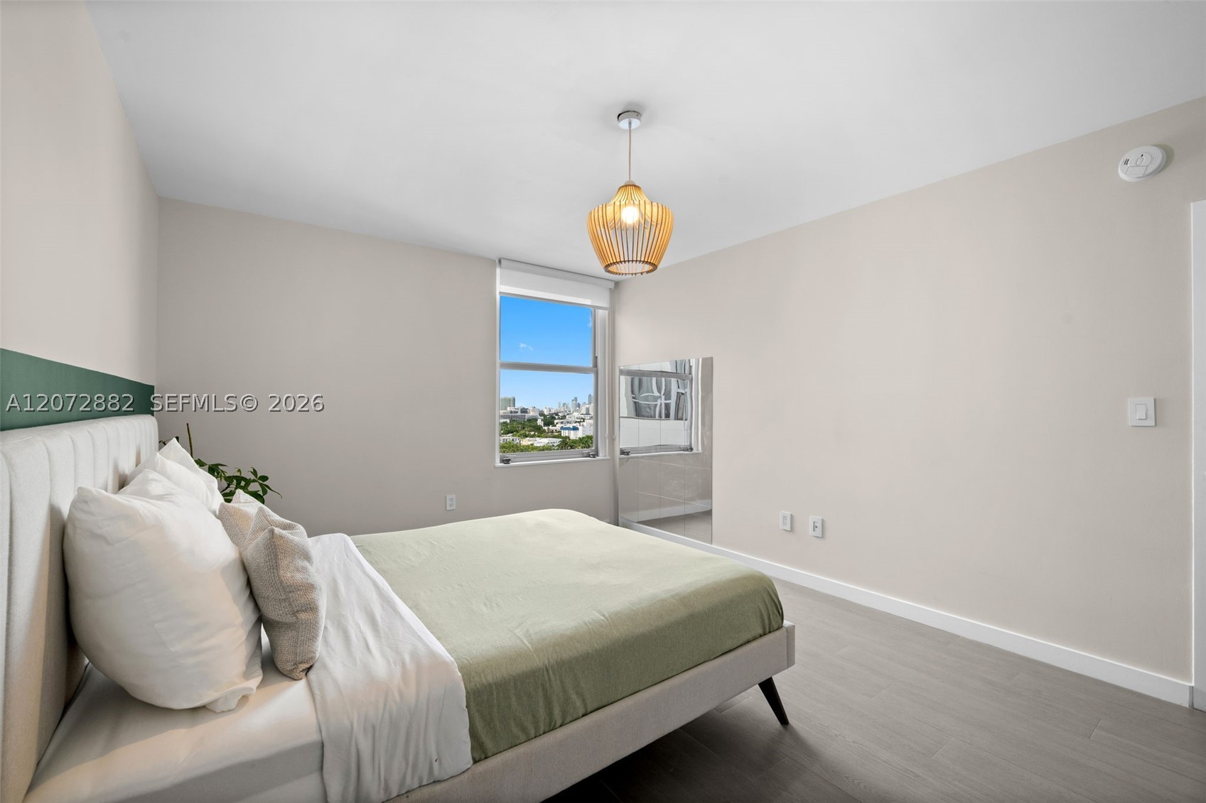 2899 Collins Ave #1624 Miami Beach, FL 33140