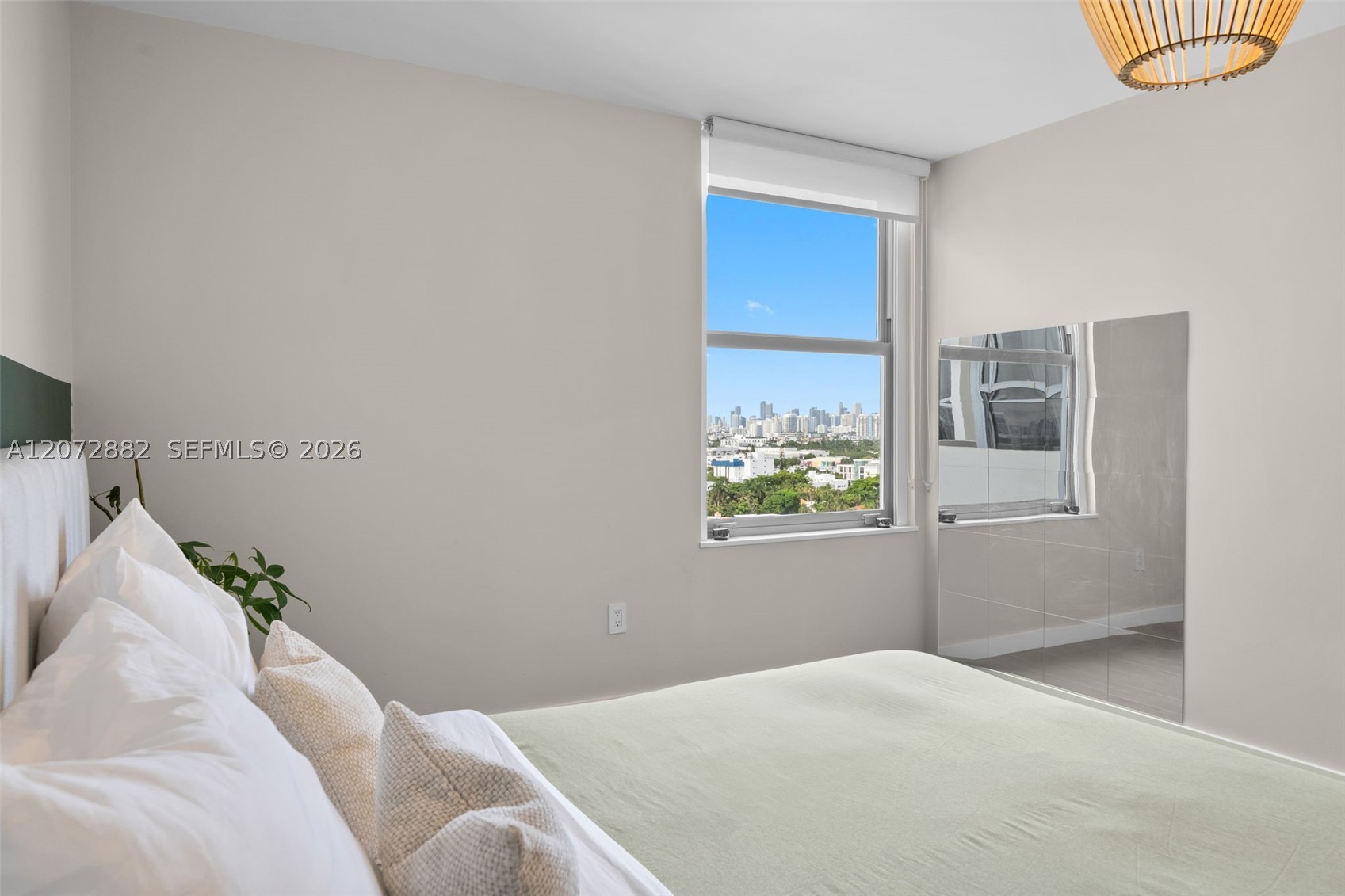 2899 Collins Ave #1624 Miami Beach, FL 33140