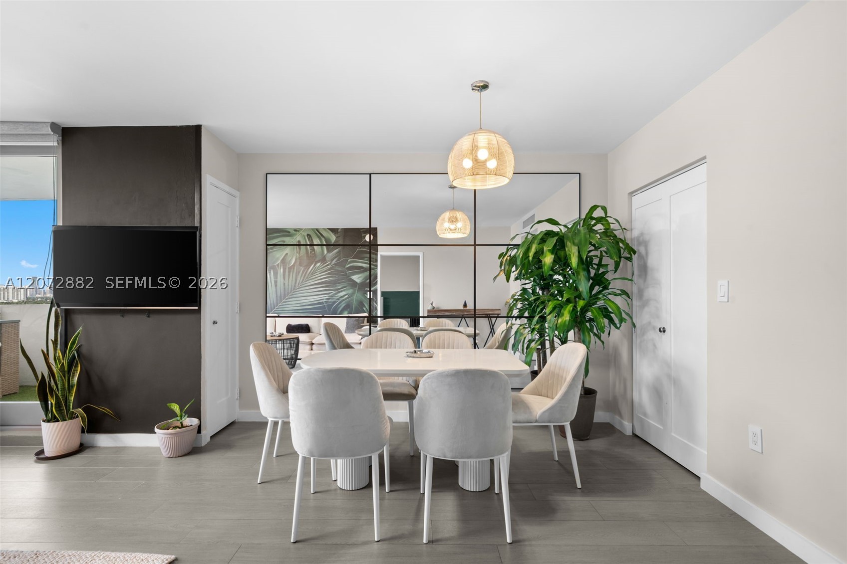 2899 Collins Ave #1624 Miami Beach, FL 33140