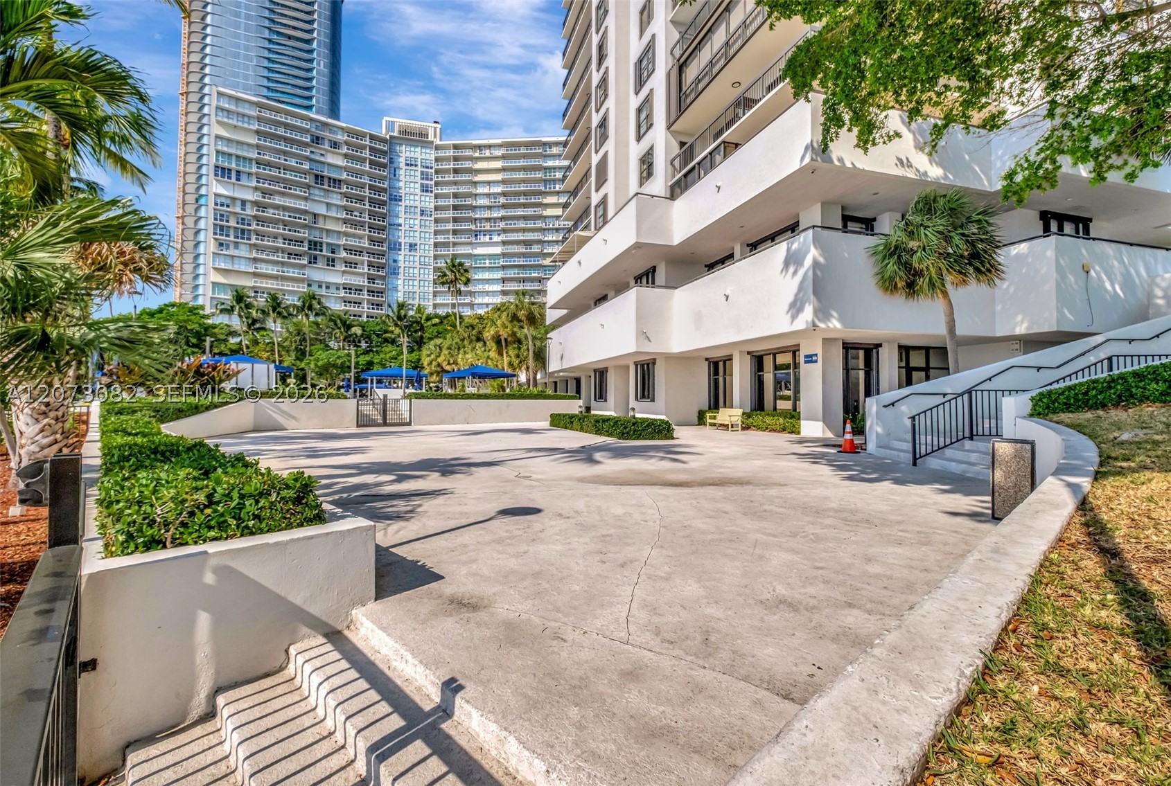 image Brickell Bay Club12