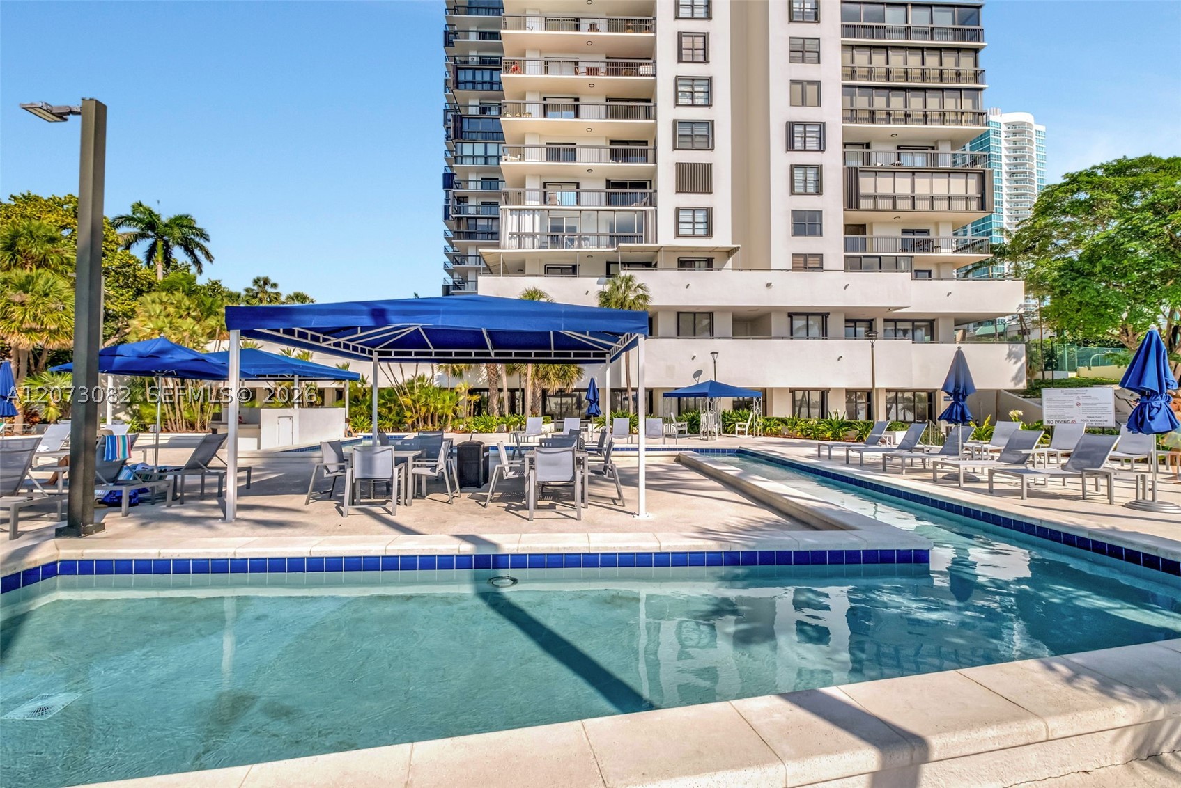 image Brickell Bay Club13