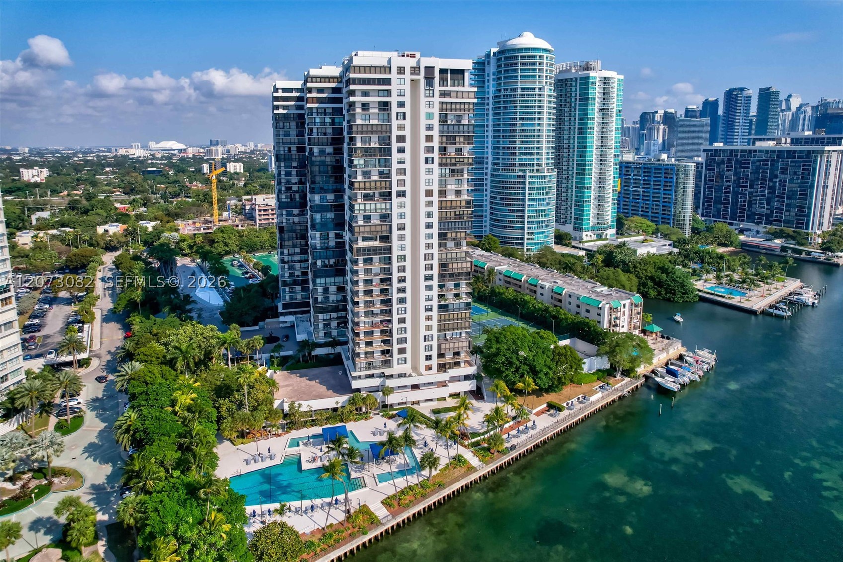 image Brickell Bay Club24