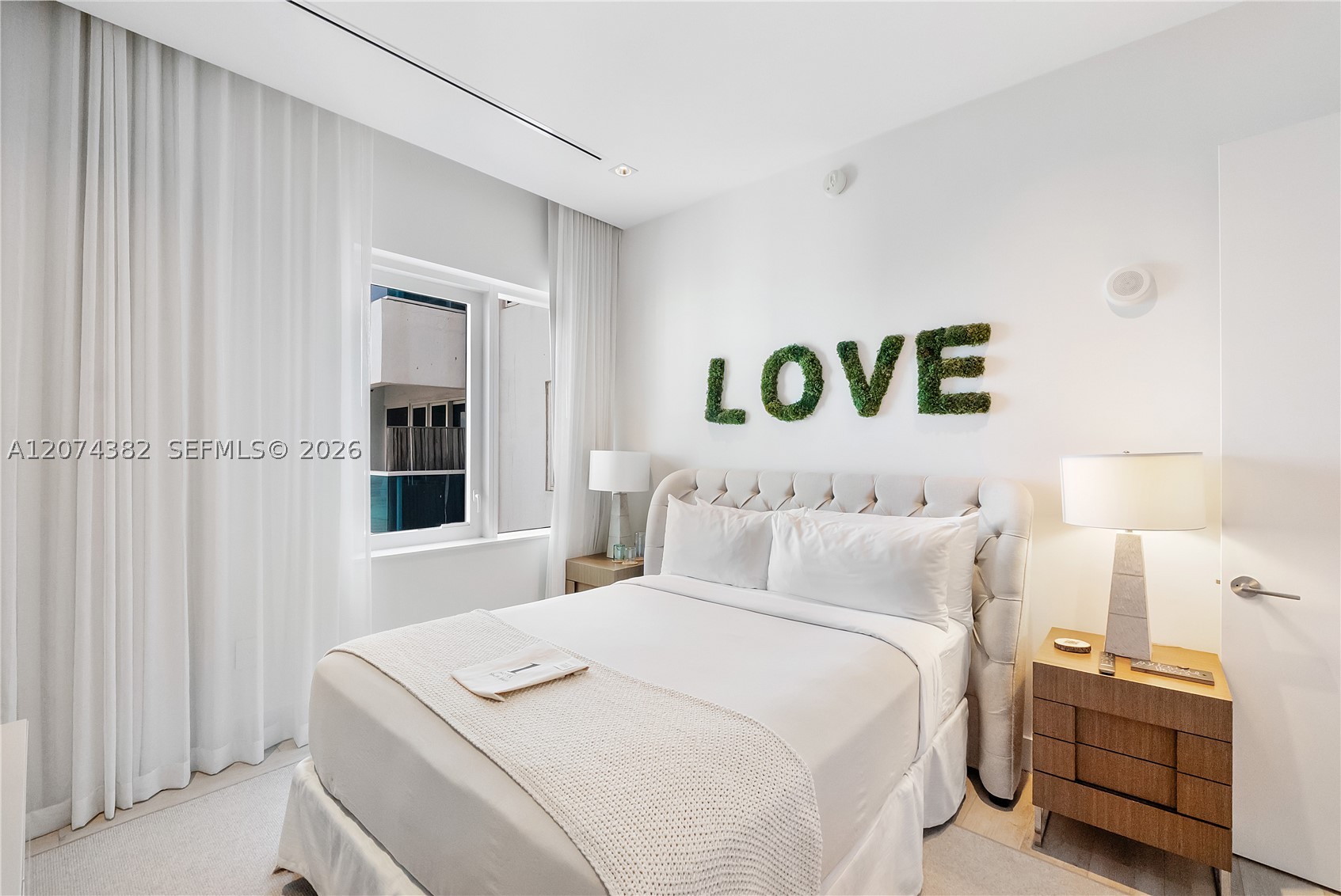 102 24th St #PH-1612 Miami Beach, FL 33139