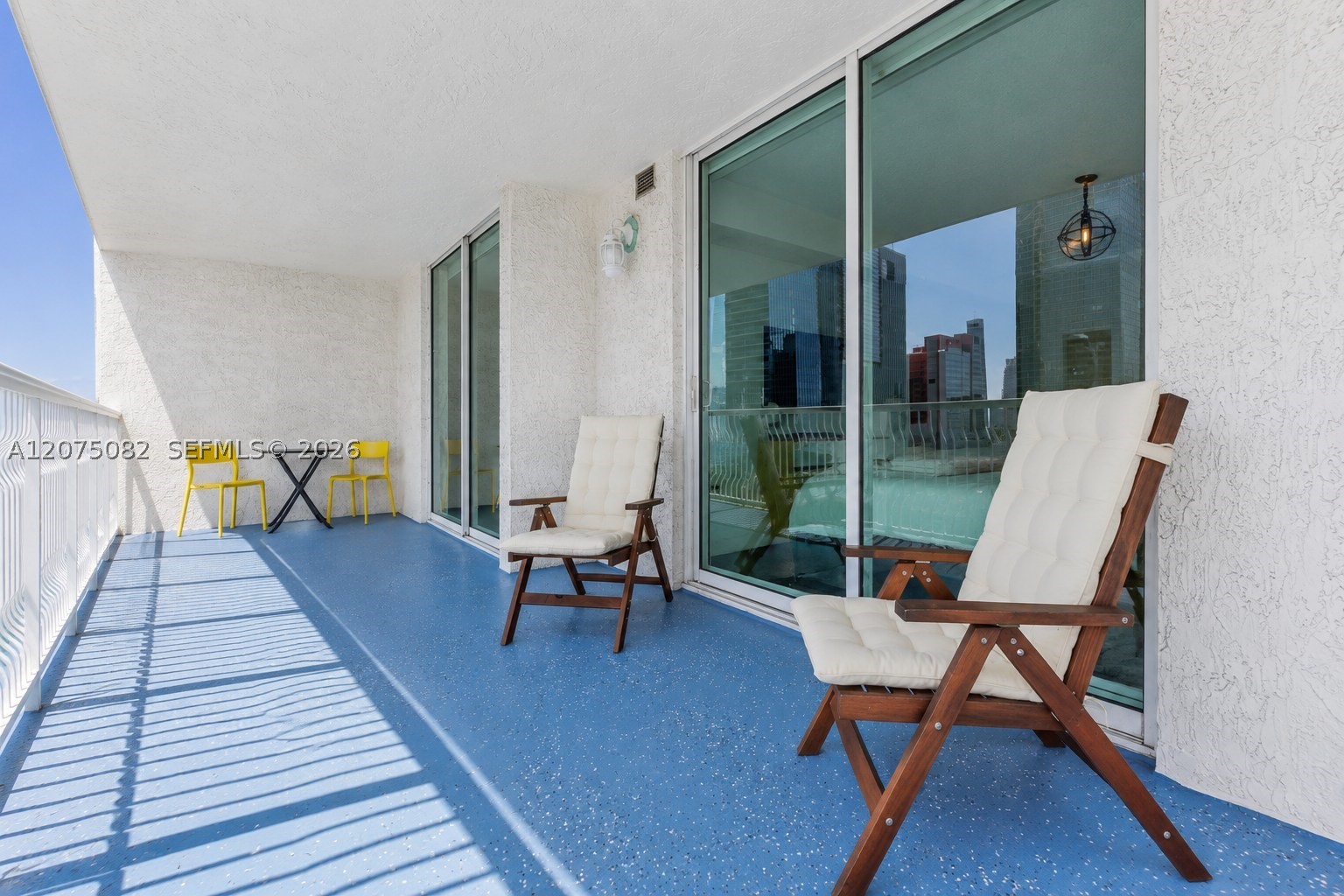 1200 Brickell Bay Dr #3207 Miami, FL 33131
