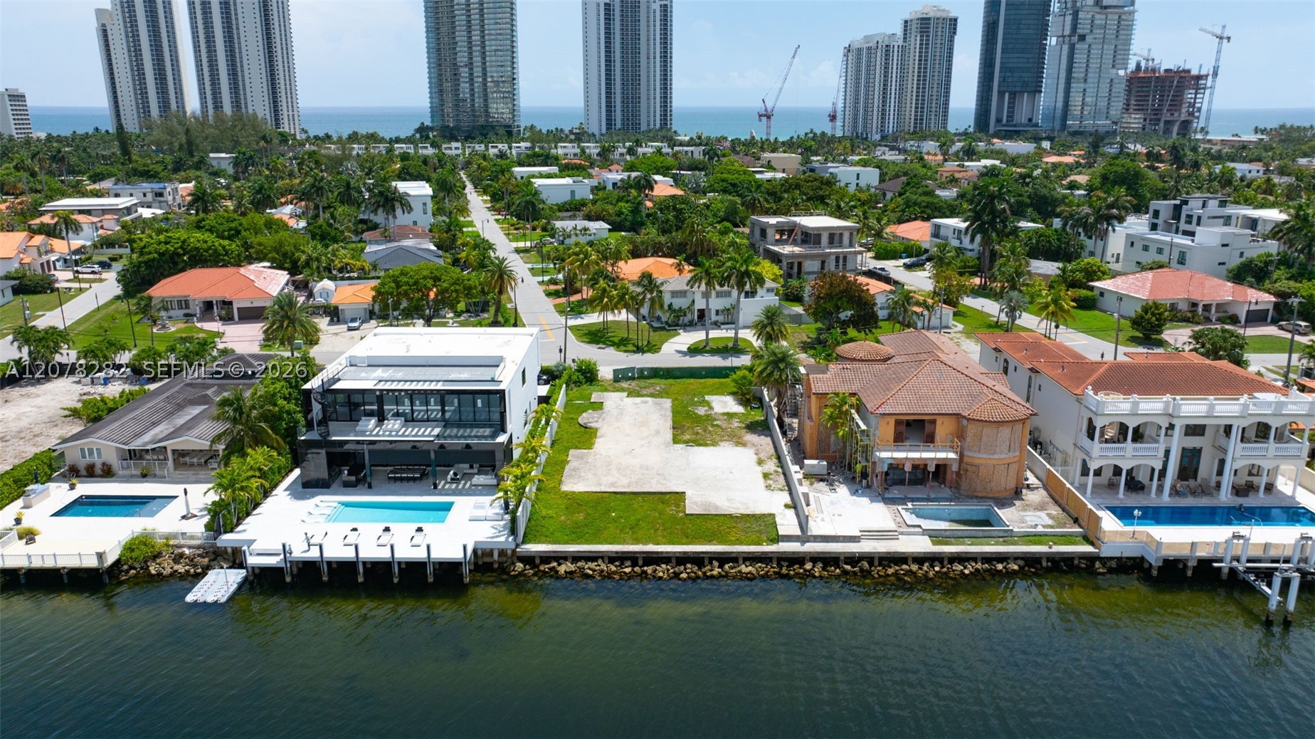 18970 N Bay Rd Sunny Isles Beach, FL 33160