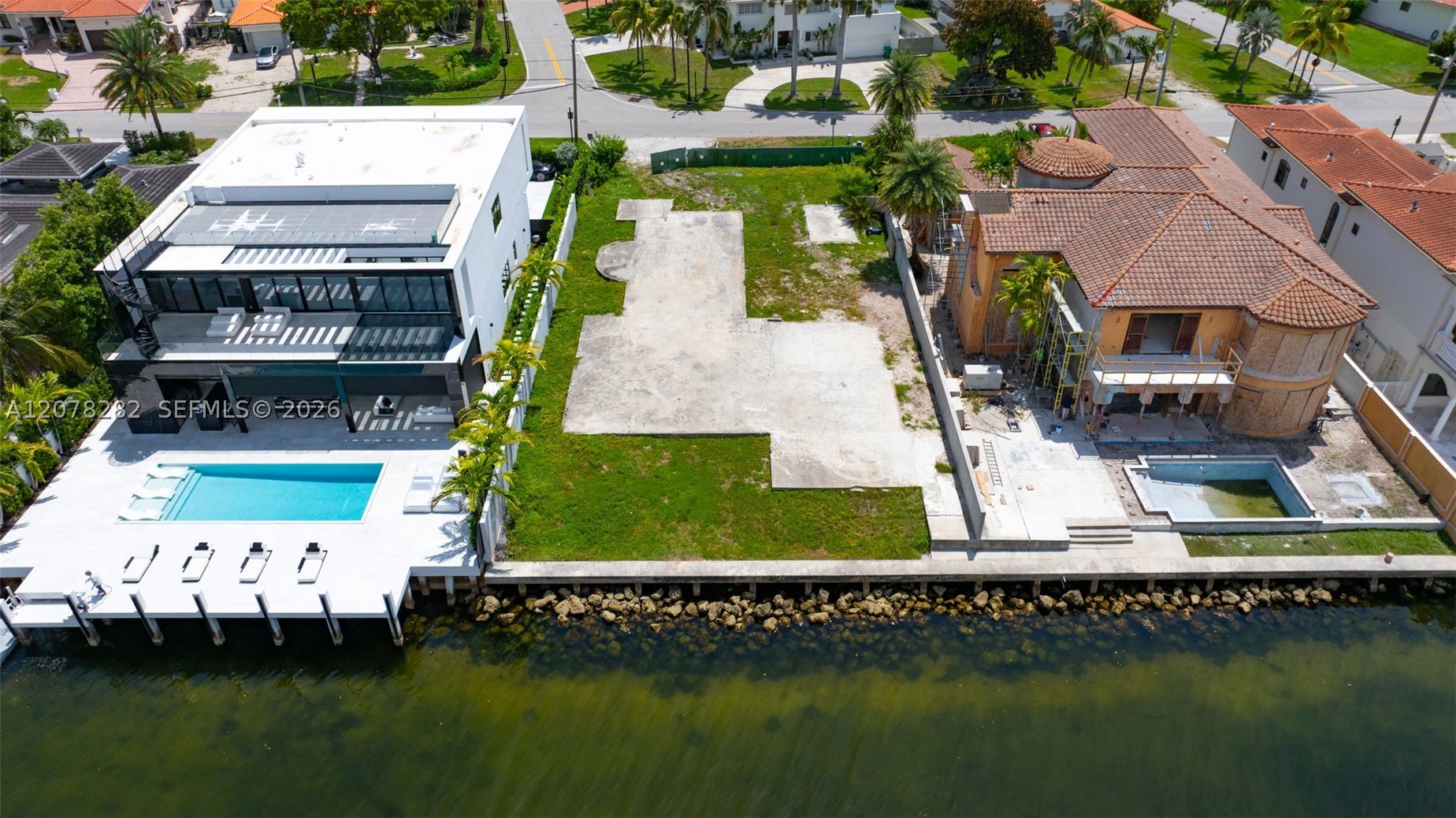18970 N Bay Rd Sunny Isles Beach, FL 33160