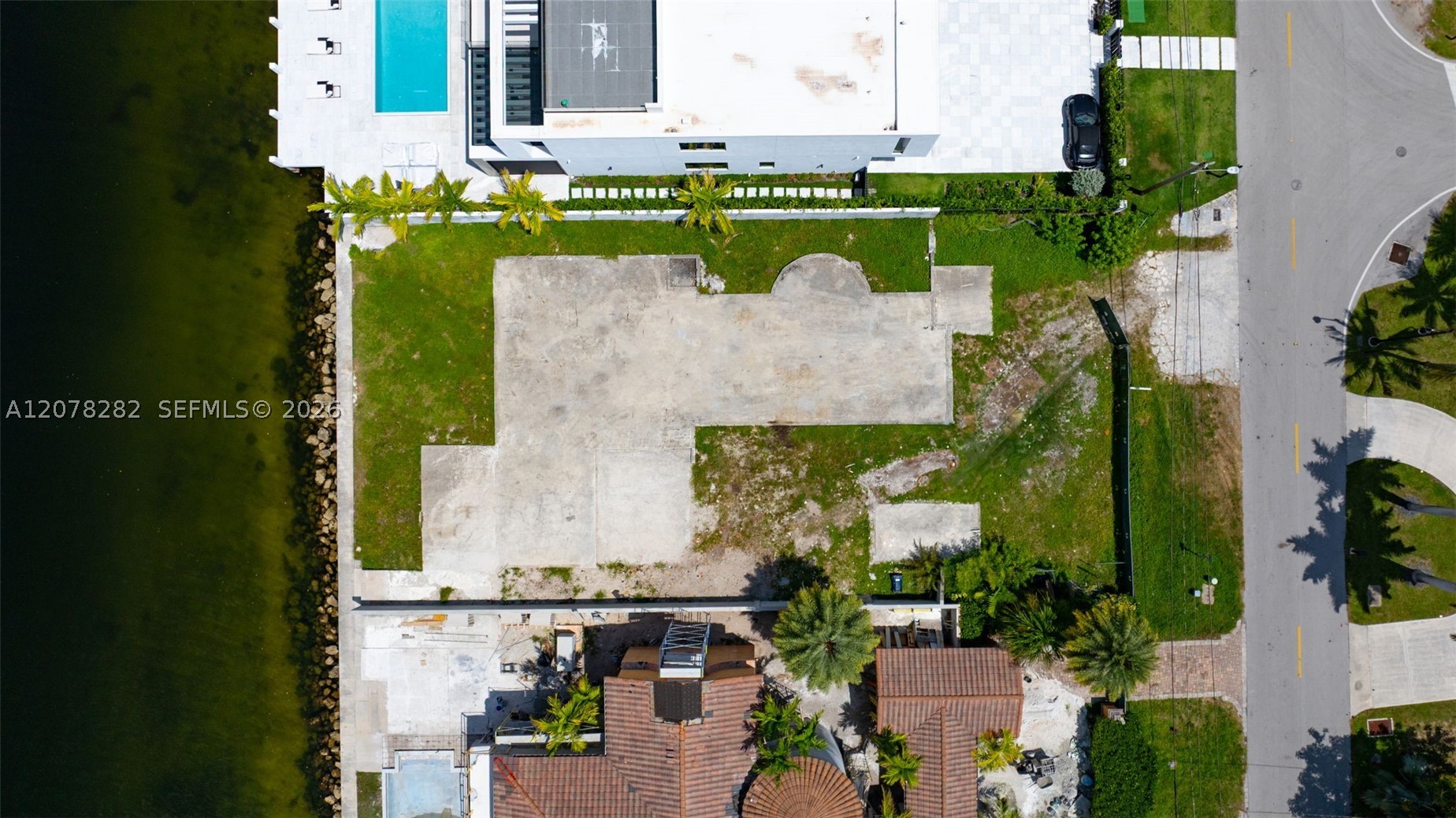18970 N Bay Rd Sunny Isles Beach, FL 33160