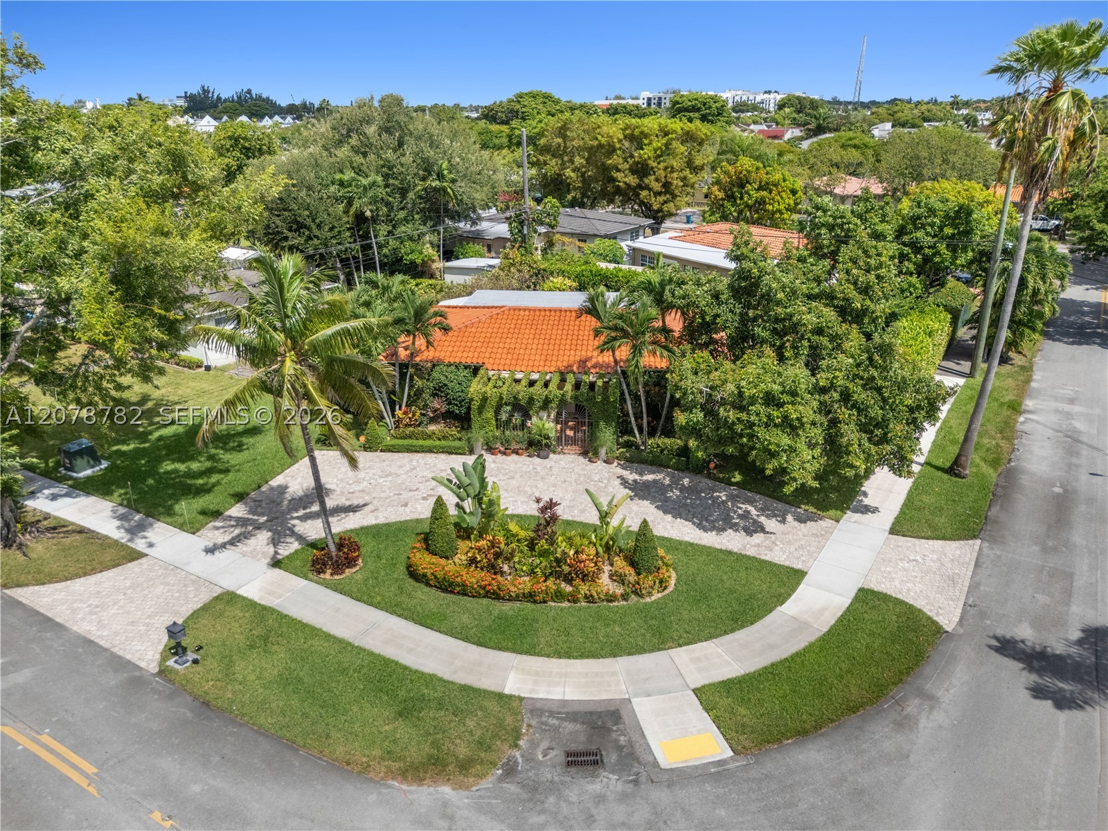 6811 SW 48th Ter Miami, FL 33155