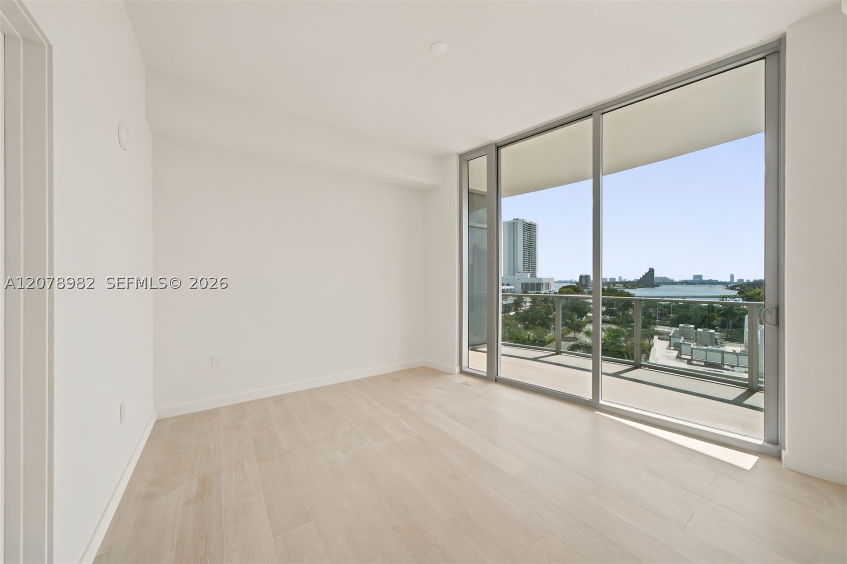 1400 Biscayne Blvd #505 Miami, FL 33132