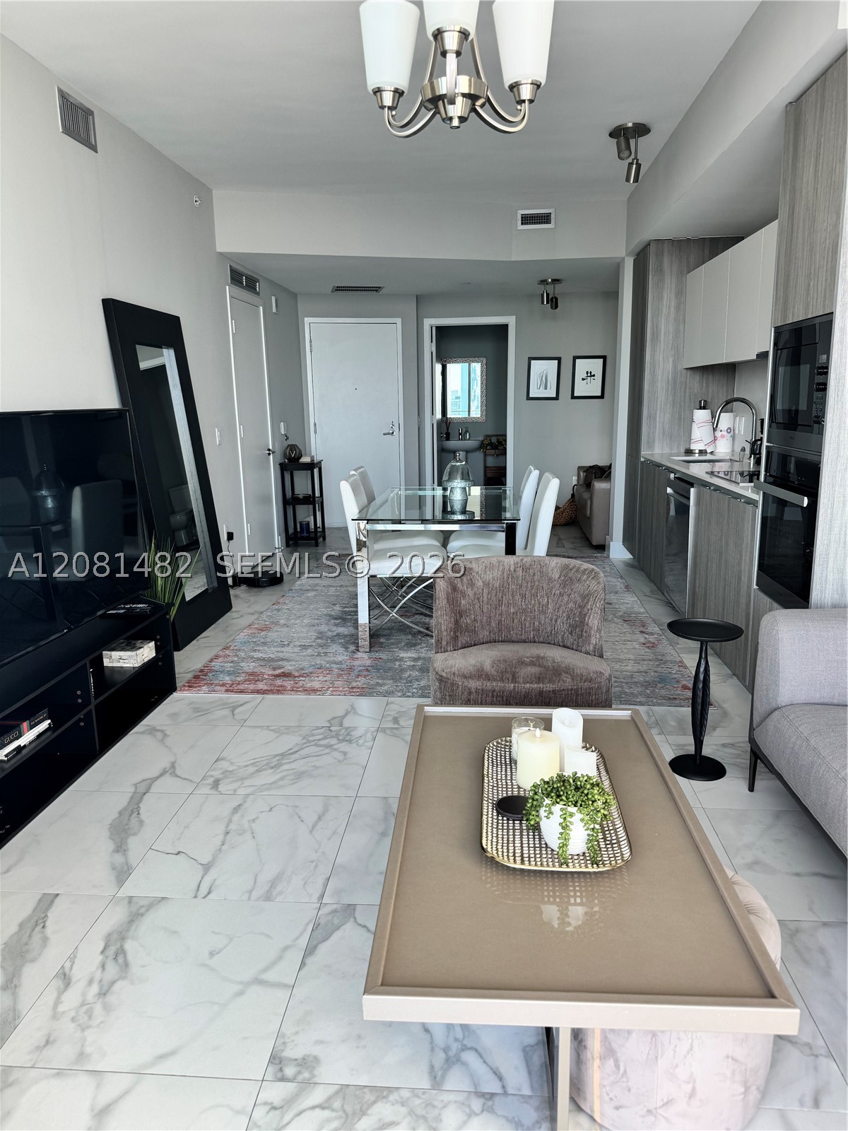 2900 NE 7th Ave #3608