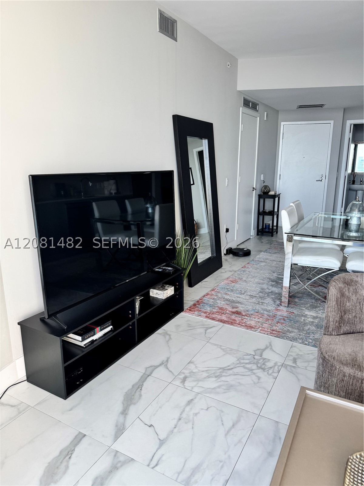 2900 NE 7th Ave #3608 Miami, FL 33137