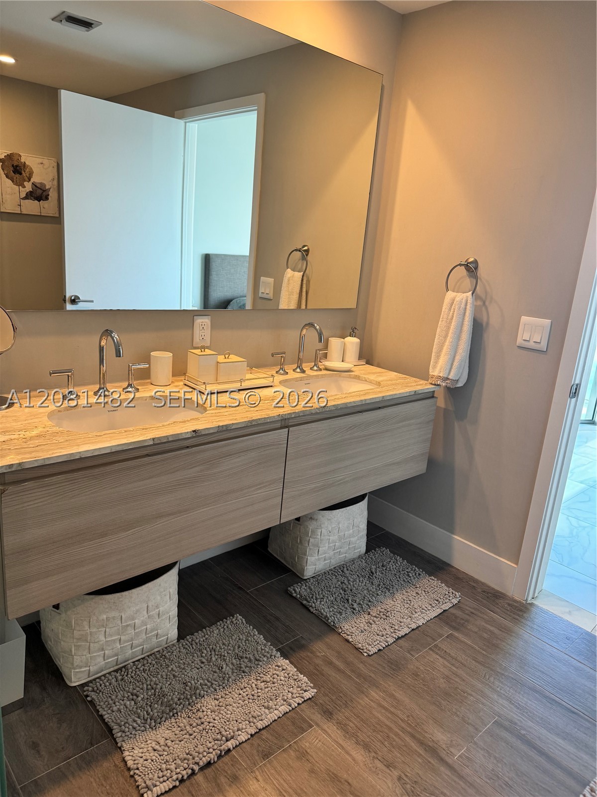 2900 NE 7th Ave #3608 Miami, FL 33137