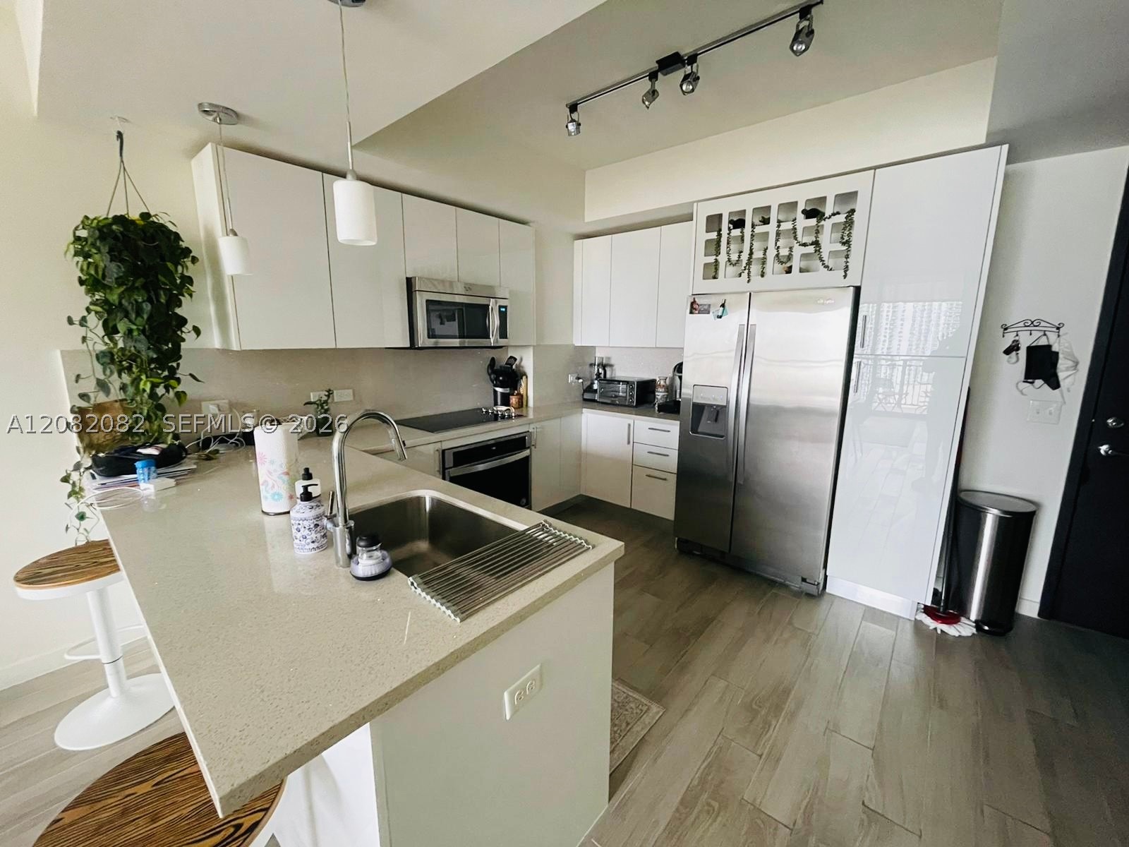 image Nine at Mary Brickell Village3