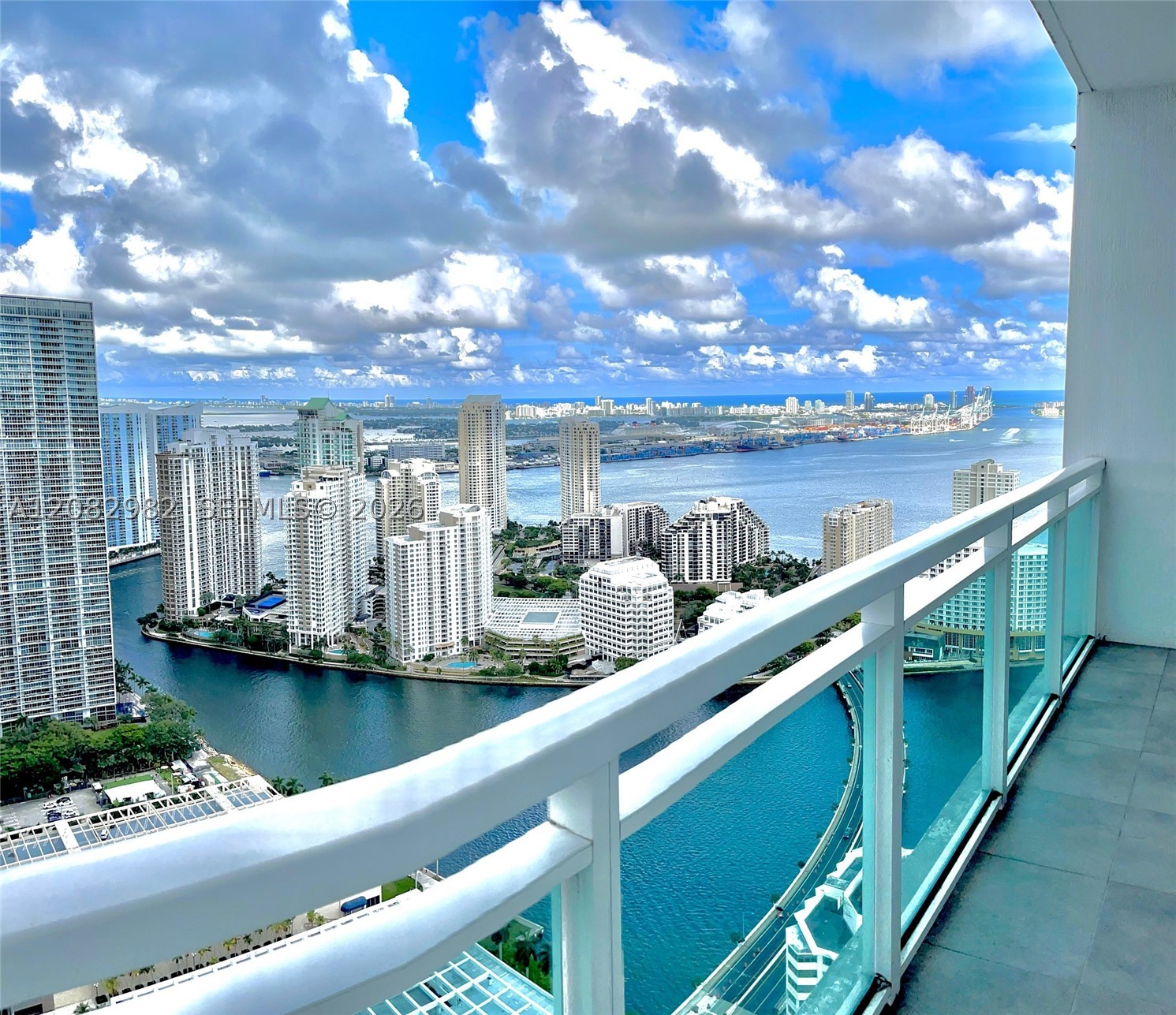 image The Plaza on Brickell East2