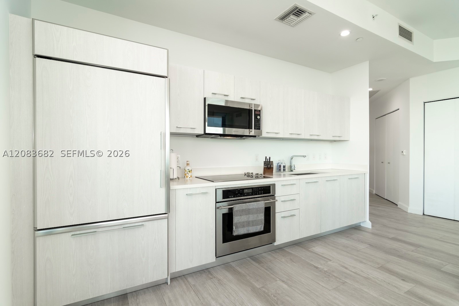 image Brickell Heights West12