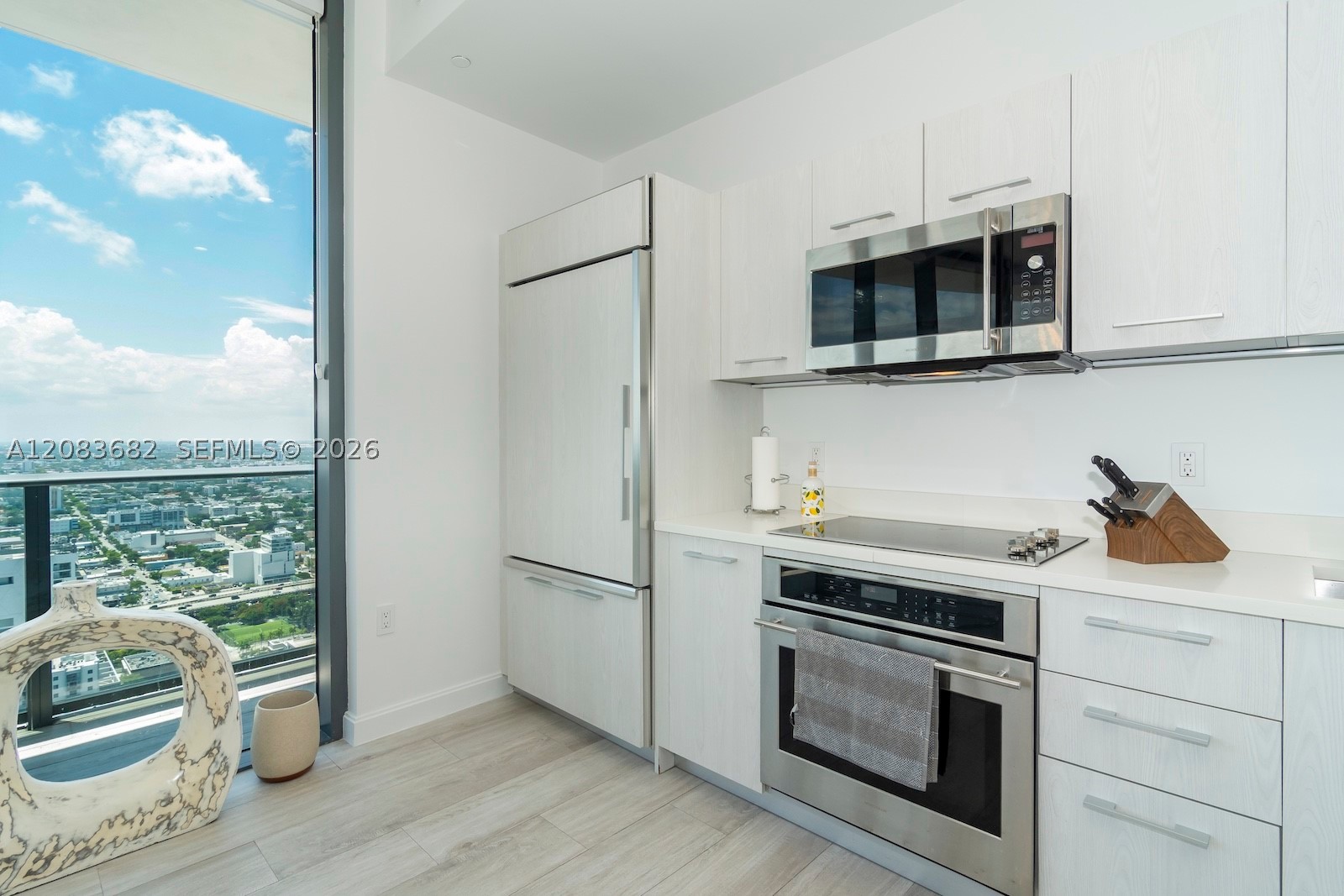 image Brickell Heights West14