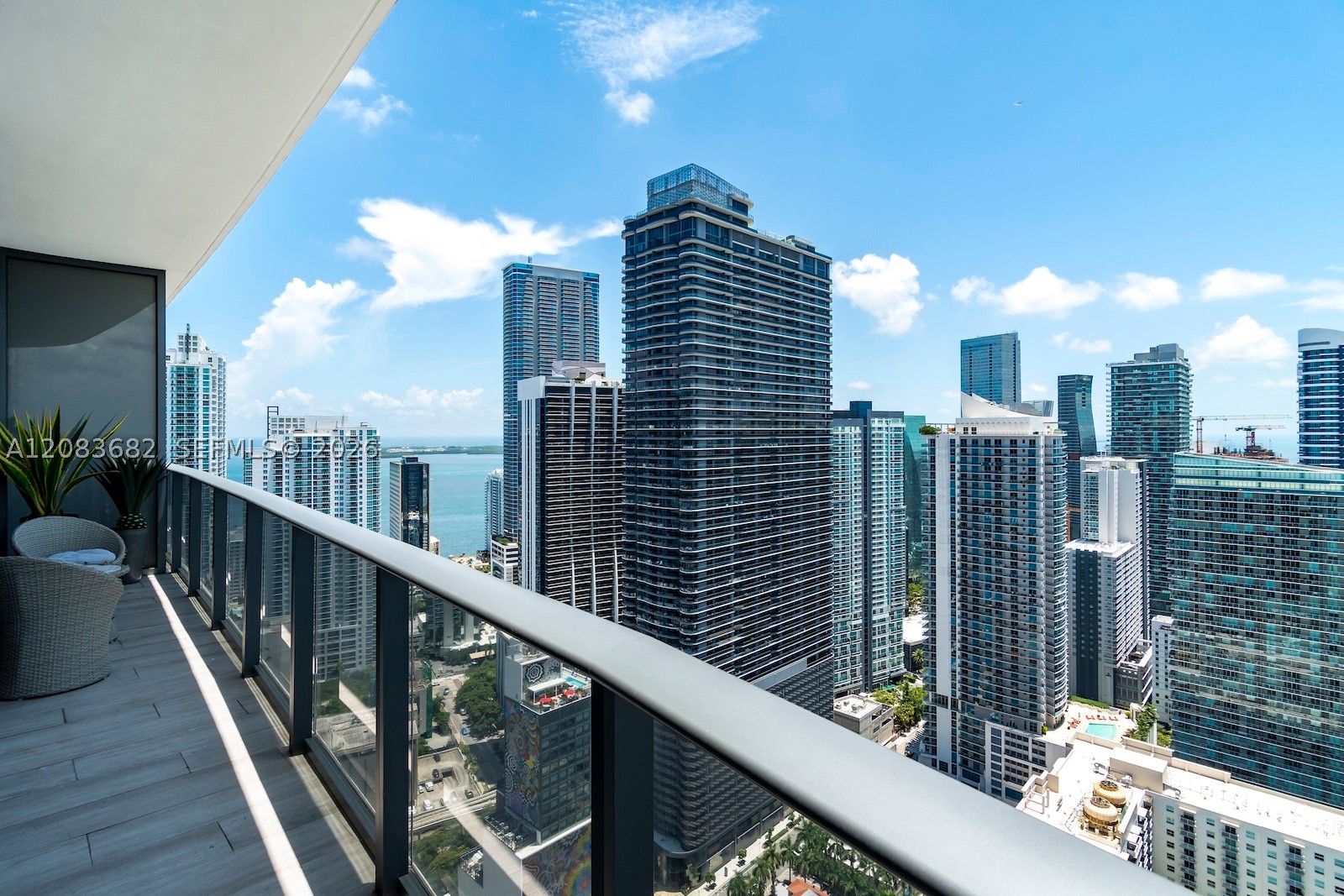 image Brickell Heights West1