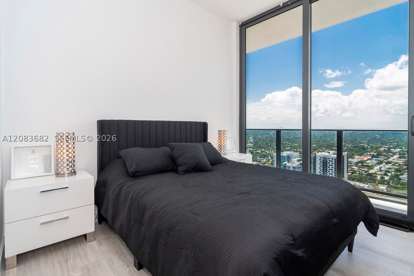 image Brickell Heights West21