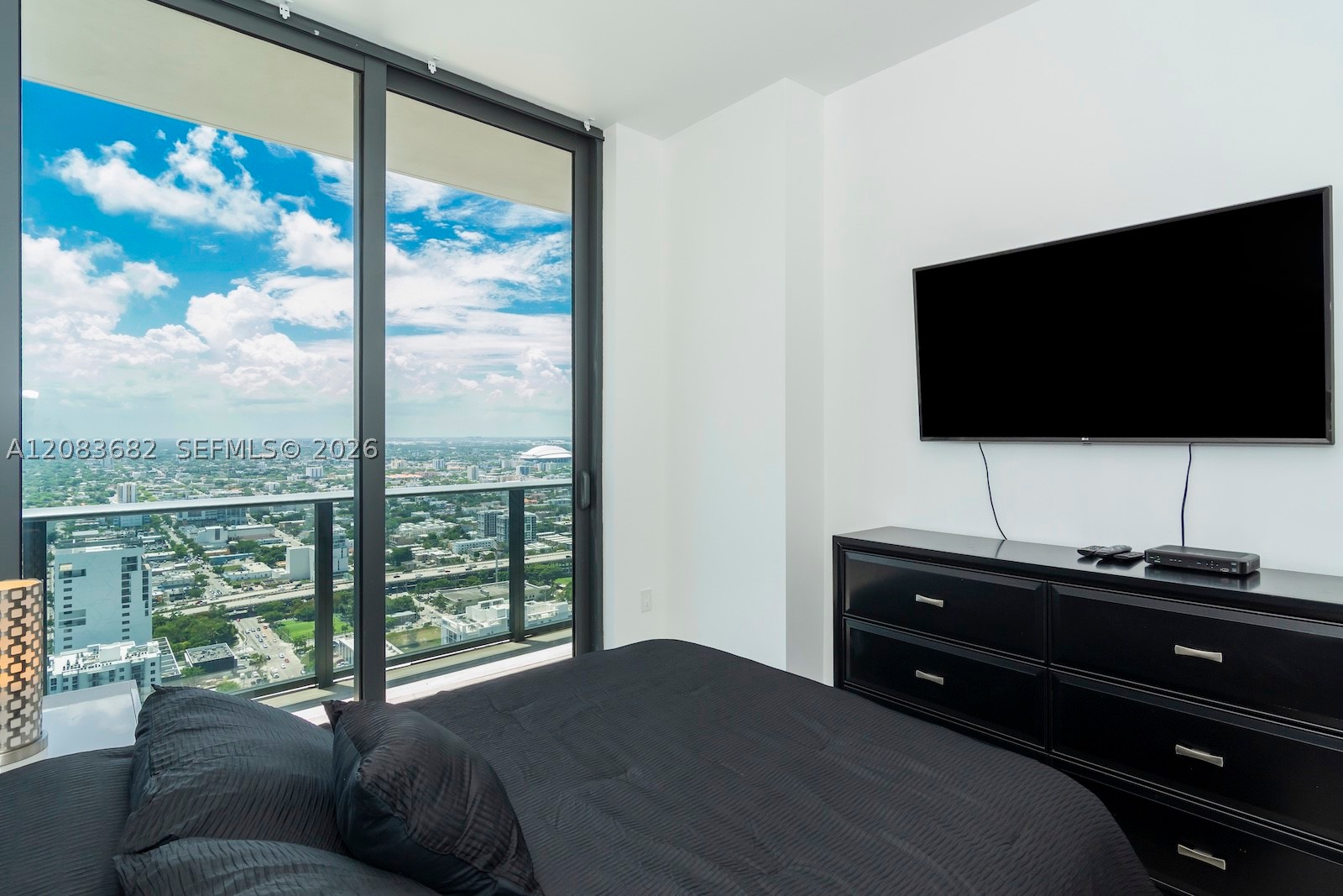 image Brickell Heights West22