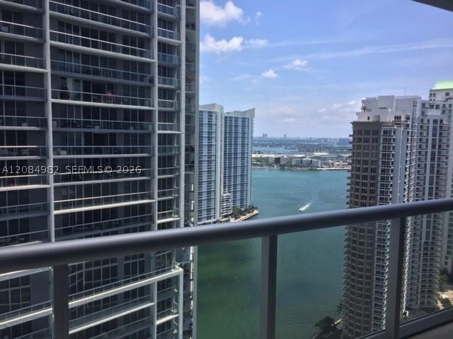 image Icon Brickell II25